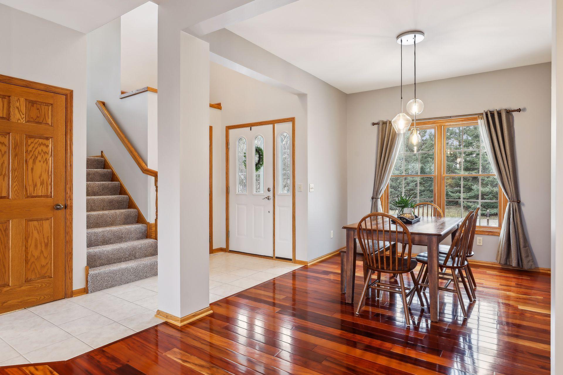 1104 Willow River Road N