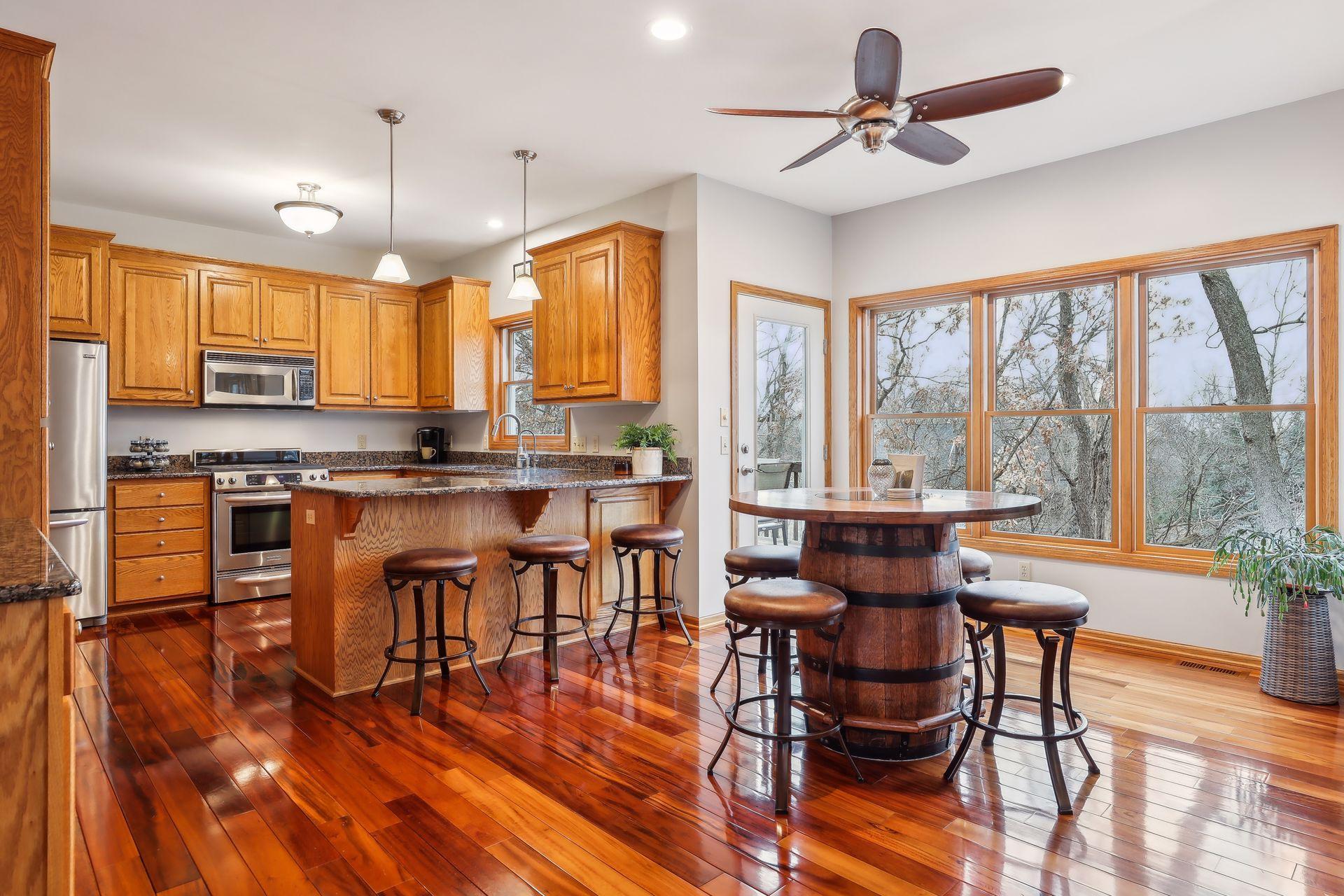 1104 Willow River Road N