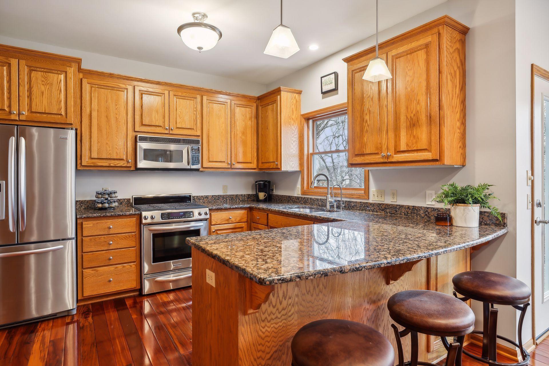 1104 Willow River Road N