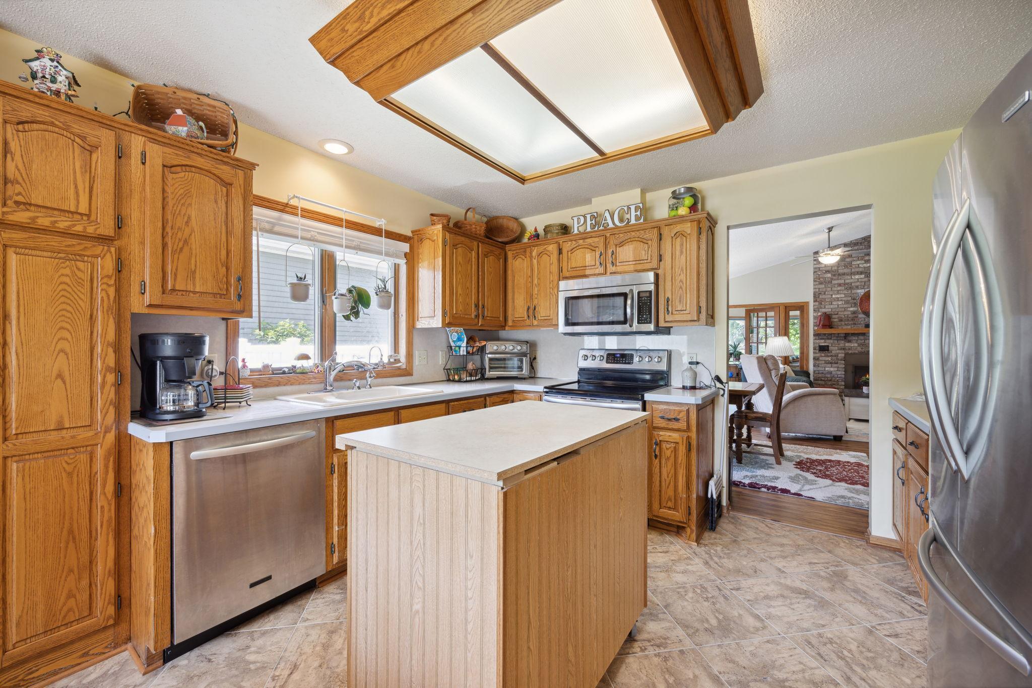 5725 Heather Ridge Drive