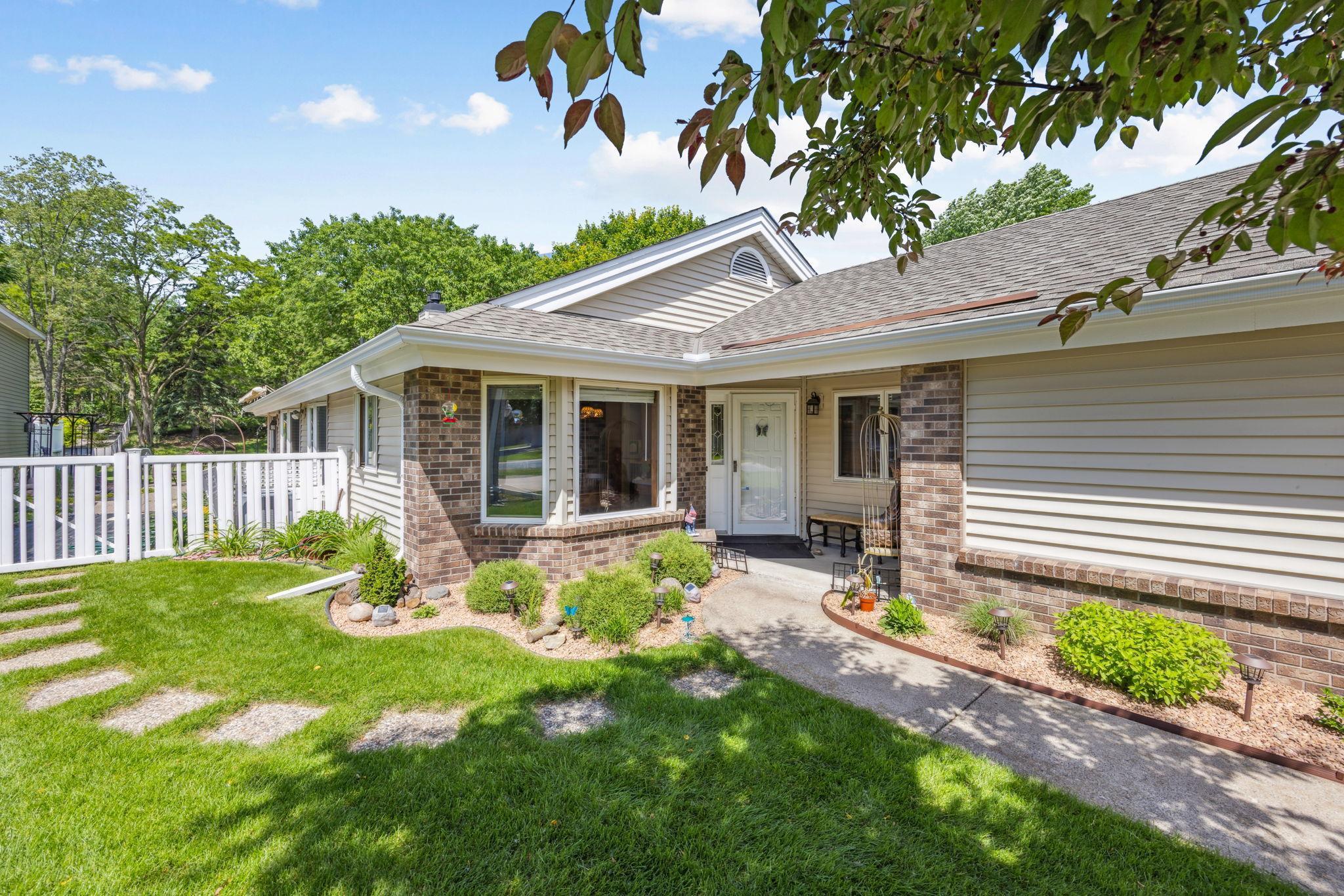 5725 Heather Ridge Drive