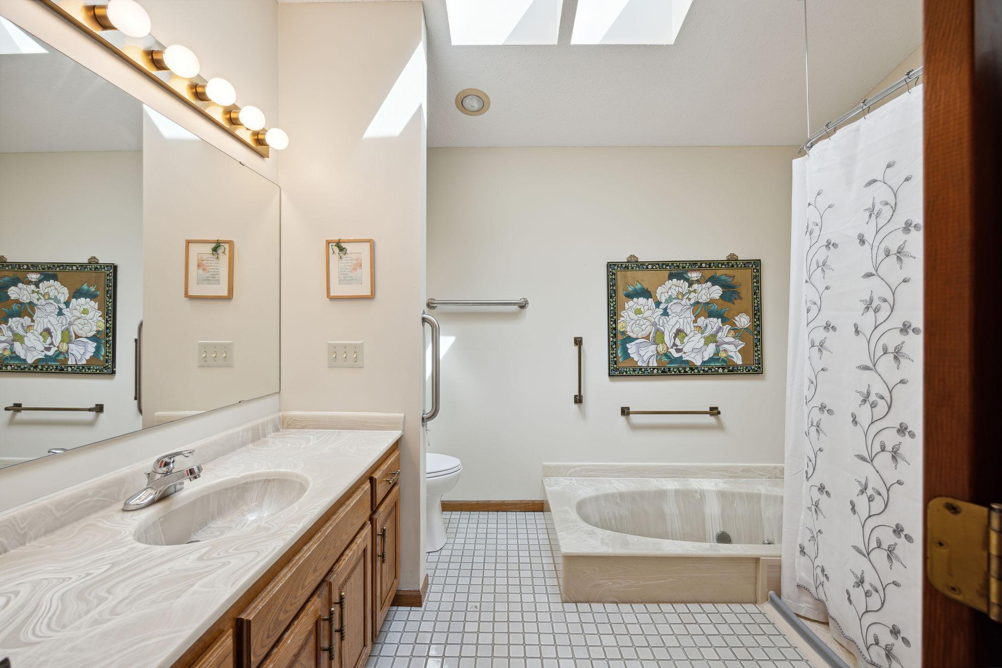 5725 Heather Ridge Drive