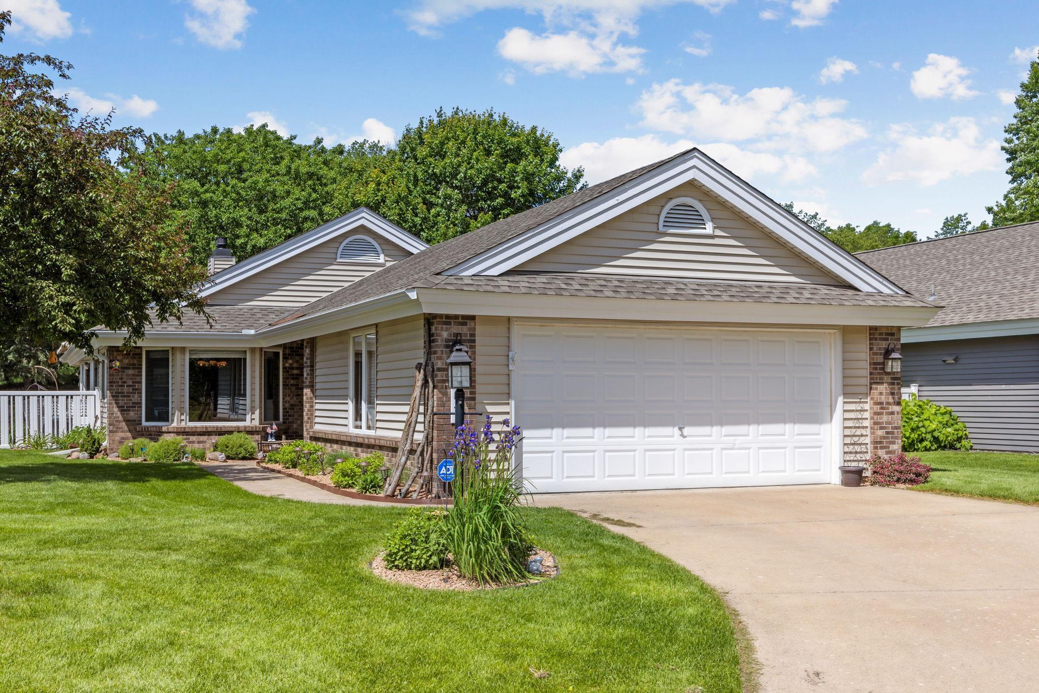 5725 Heather Ridge Drive