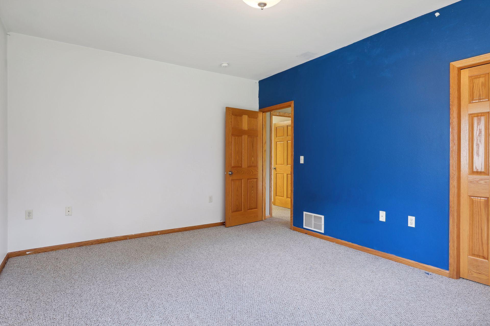 151 Sunwood Valley Lane