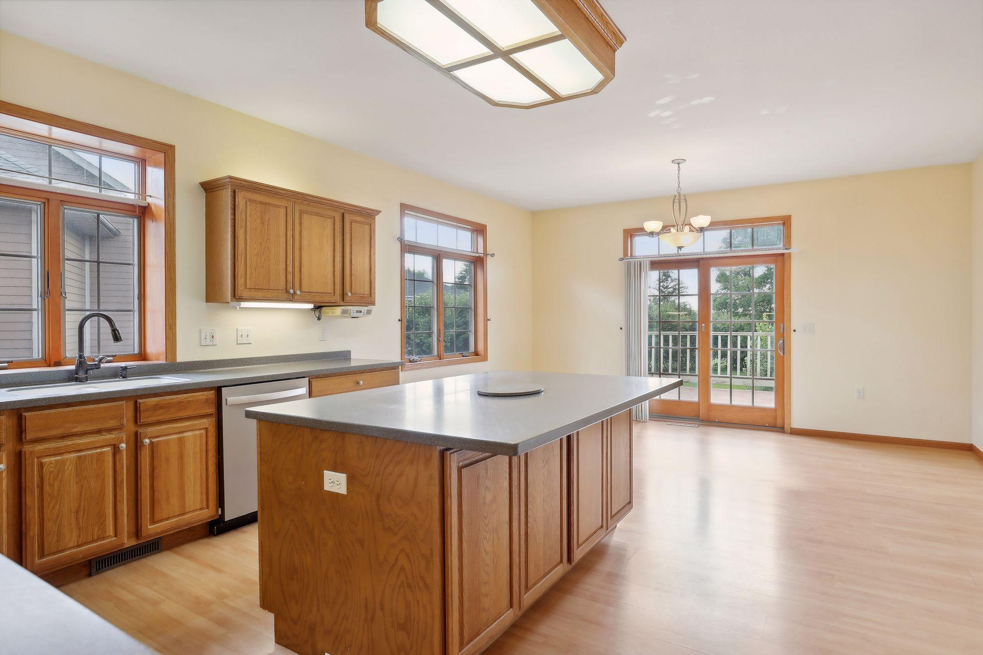 151 Sunwood Valley Lane