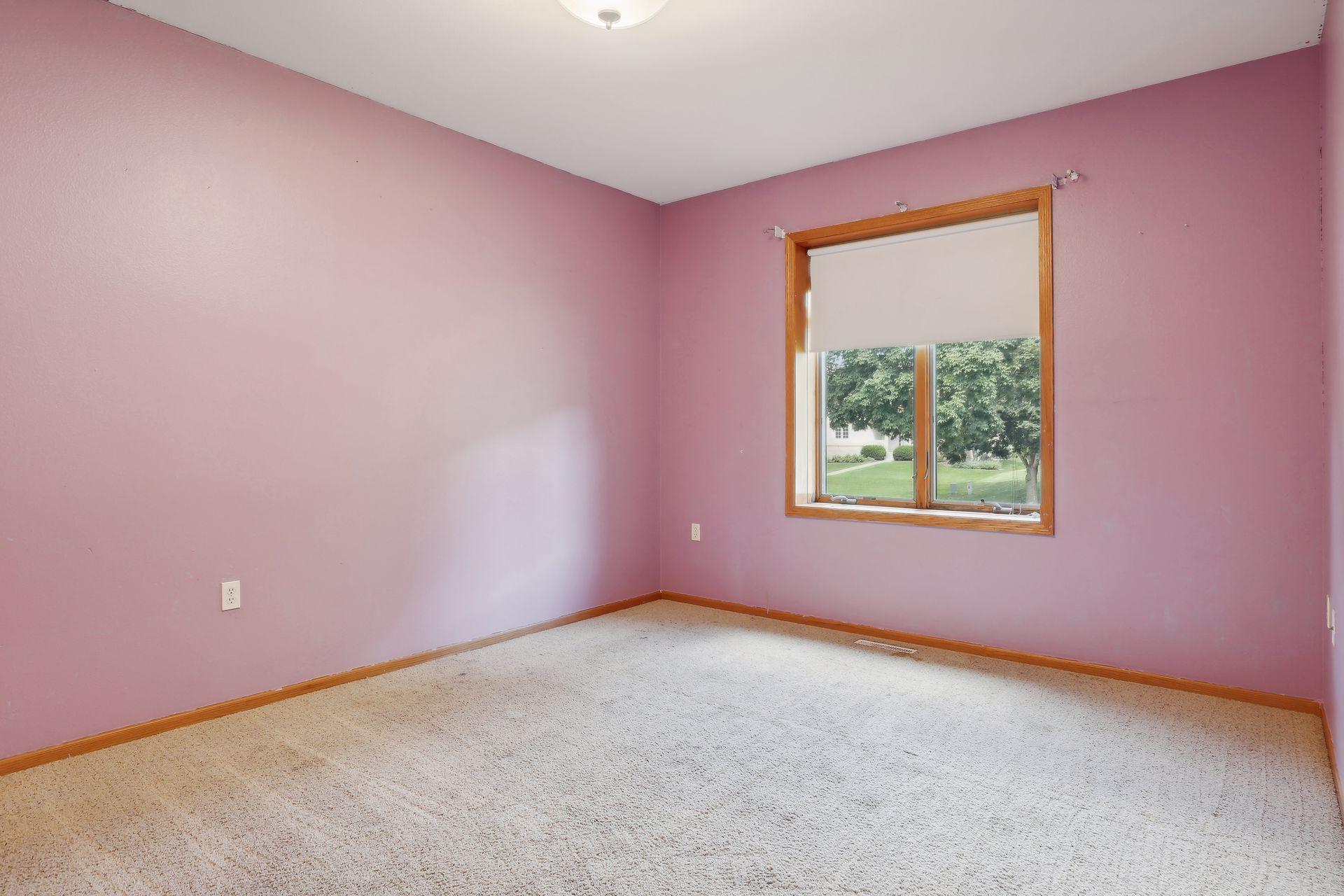 151 Sunwood Valley Lane