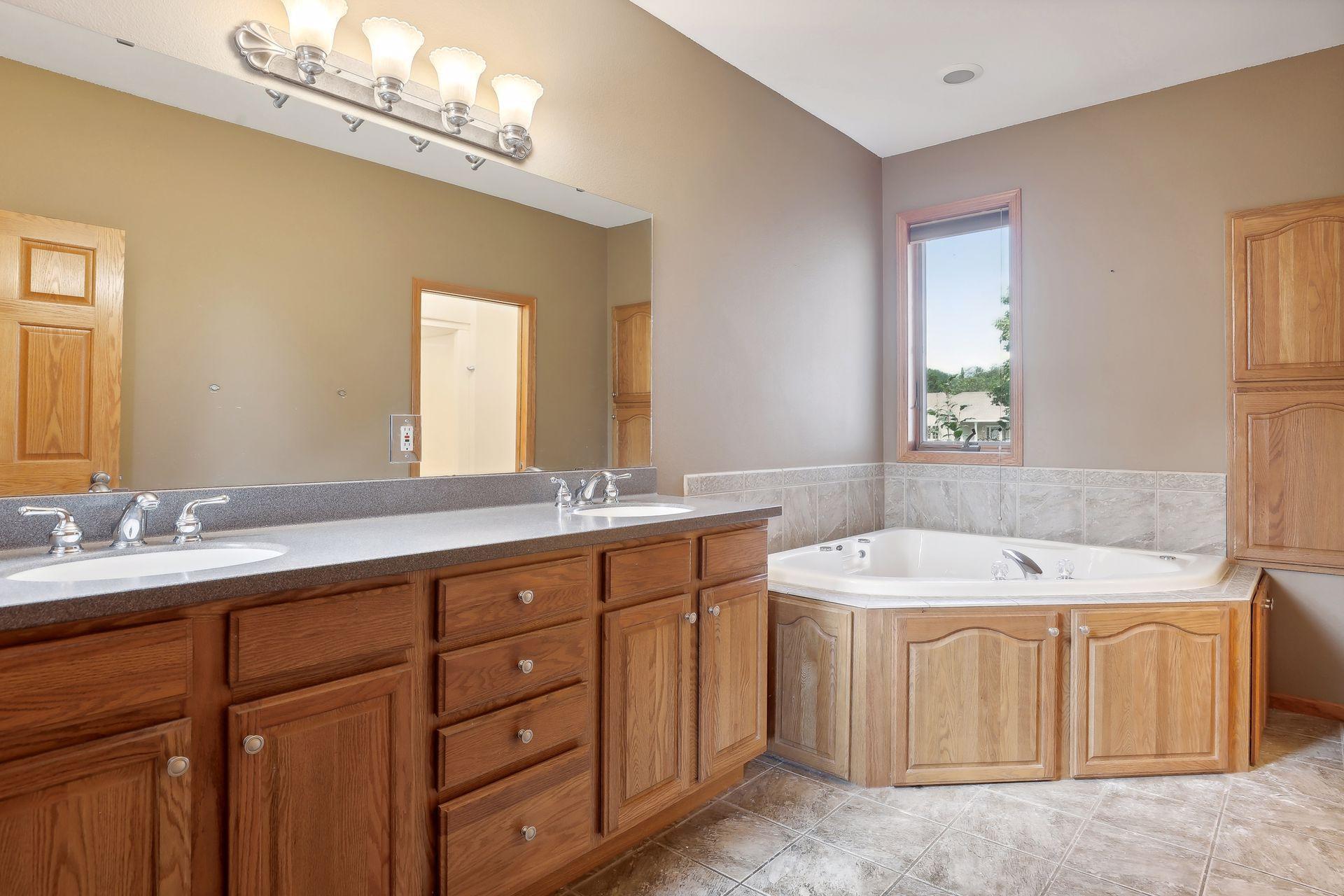 151 Sunwood Valley Lane