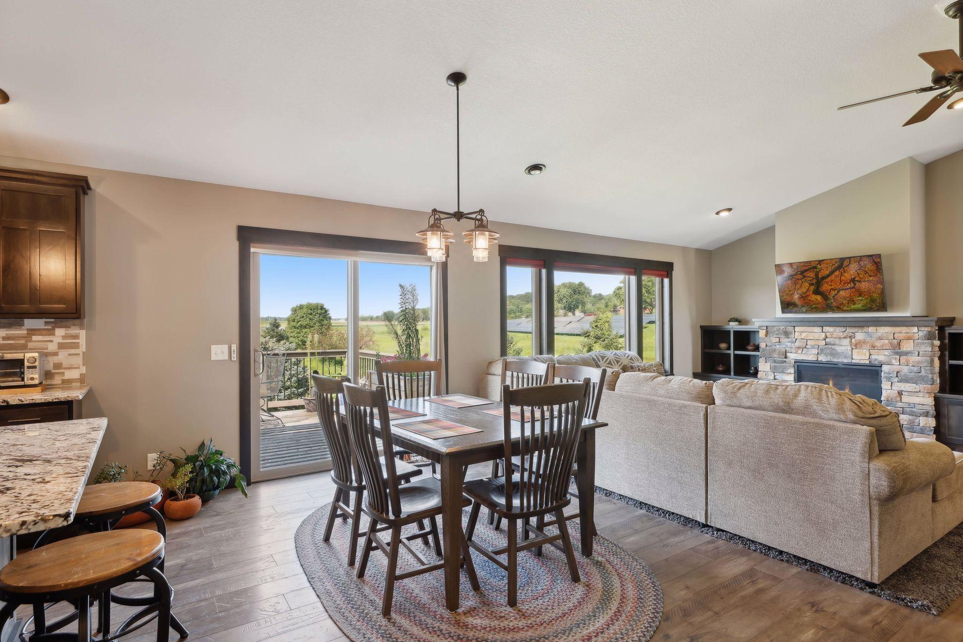 860 Brentwood Circle