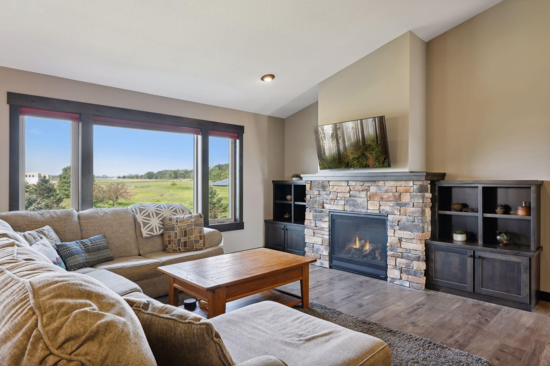 860 Brentwood Circle