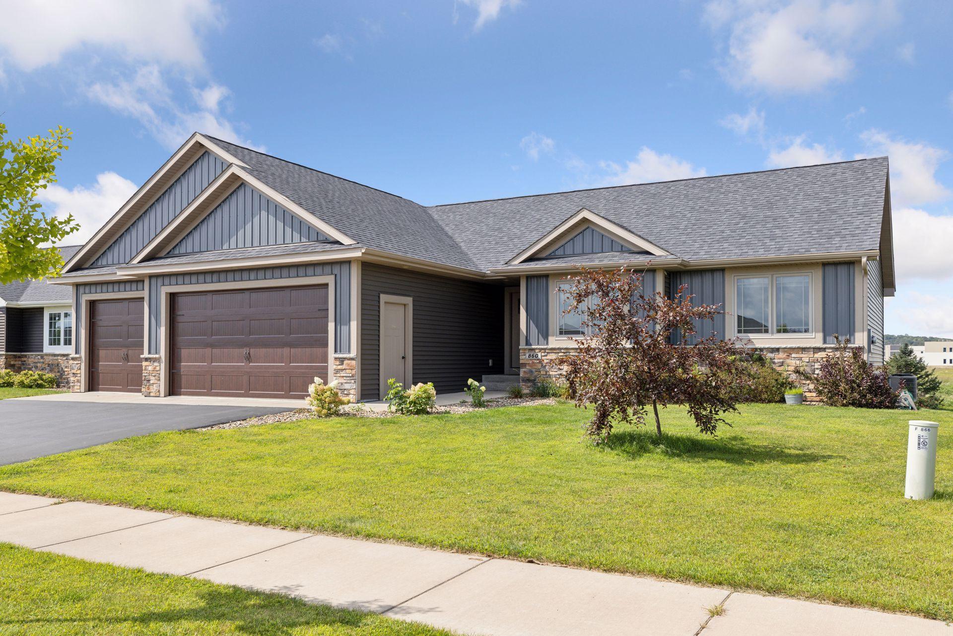 860 Brentwood Circle