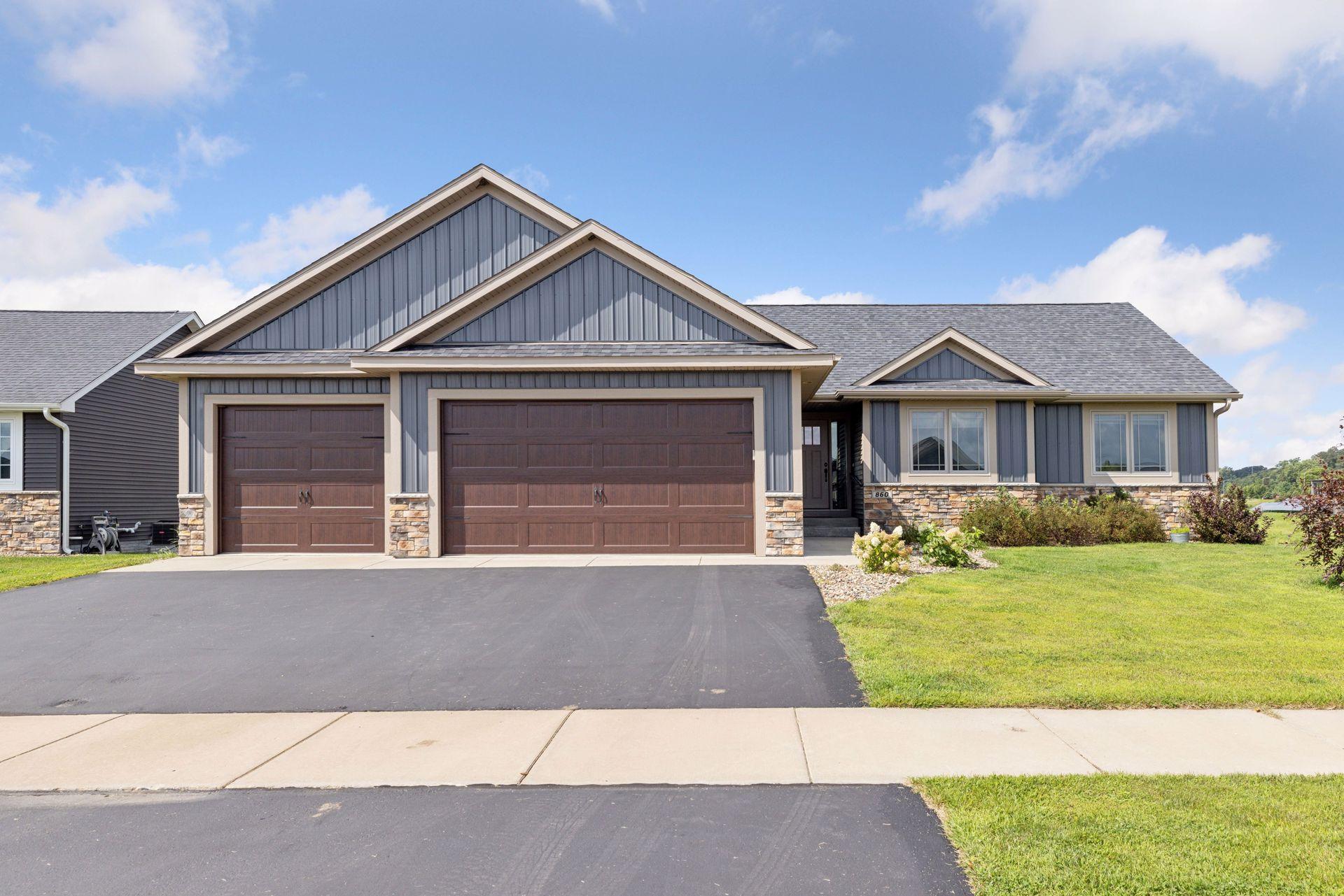 860 Brentwood Circle