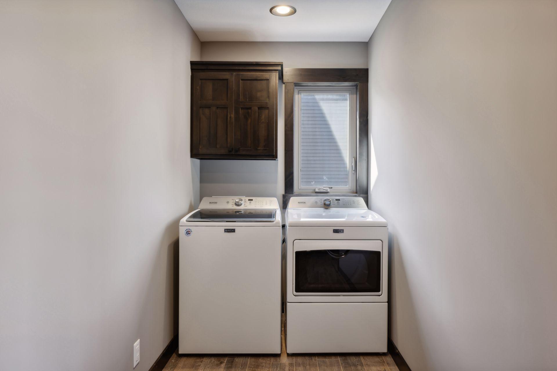 860 Brentwood Circle