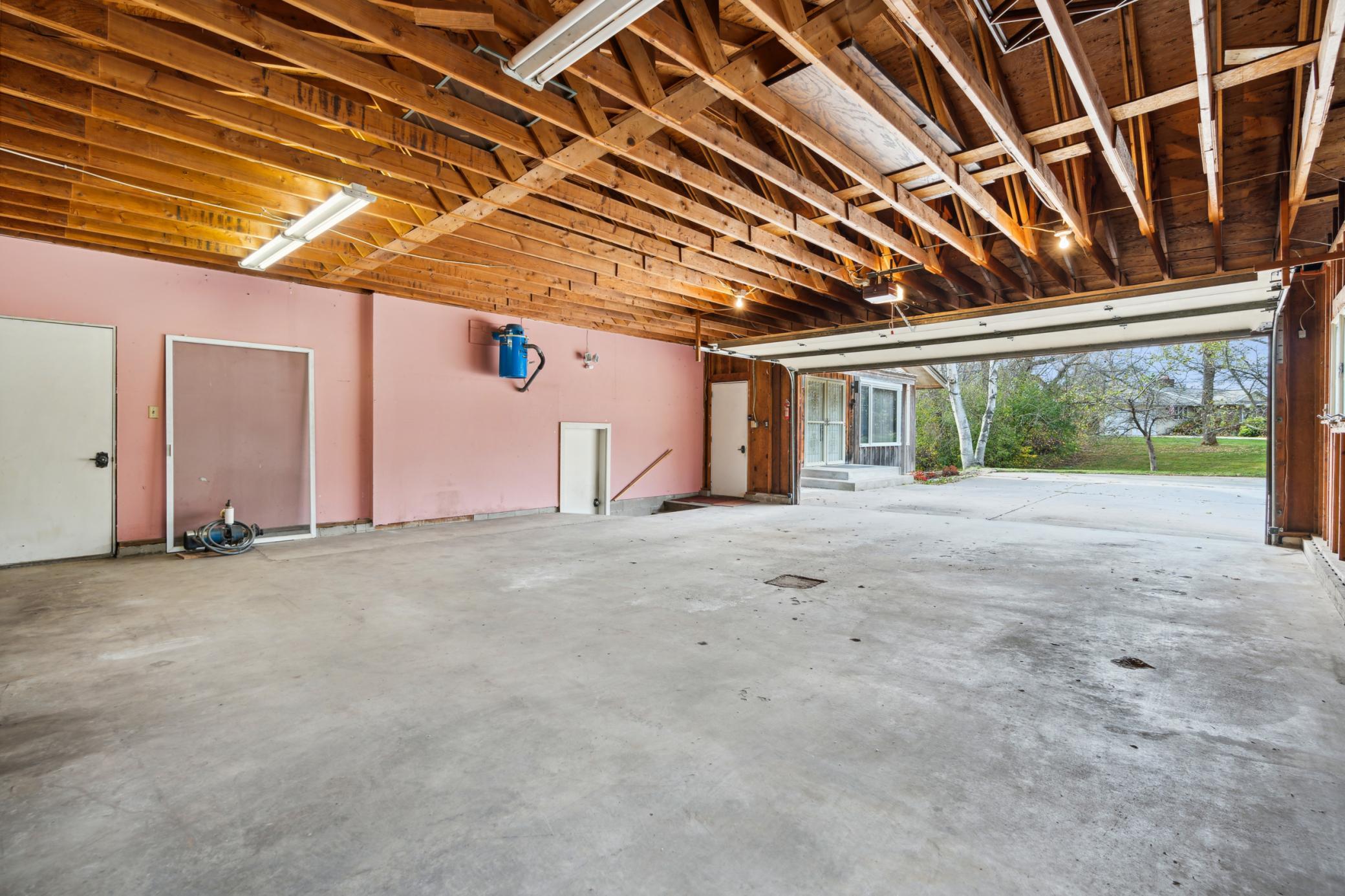 1241 Southview Drive