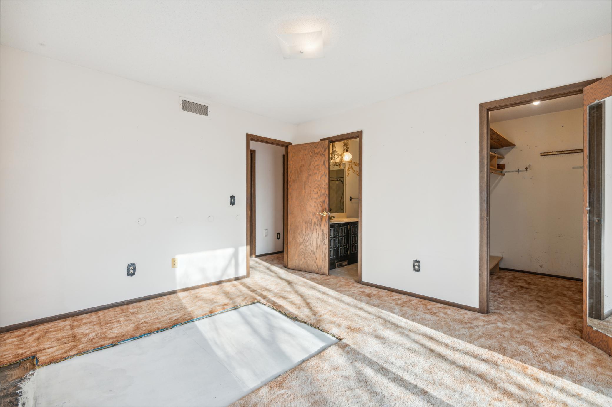 1241 Southview Drive