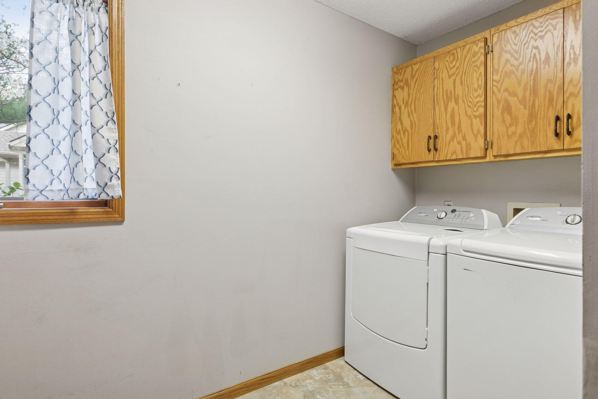 1890 Golf View Drive