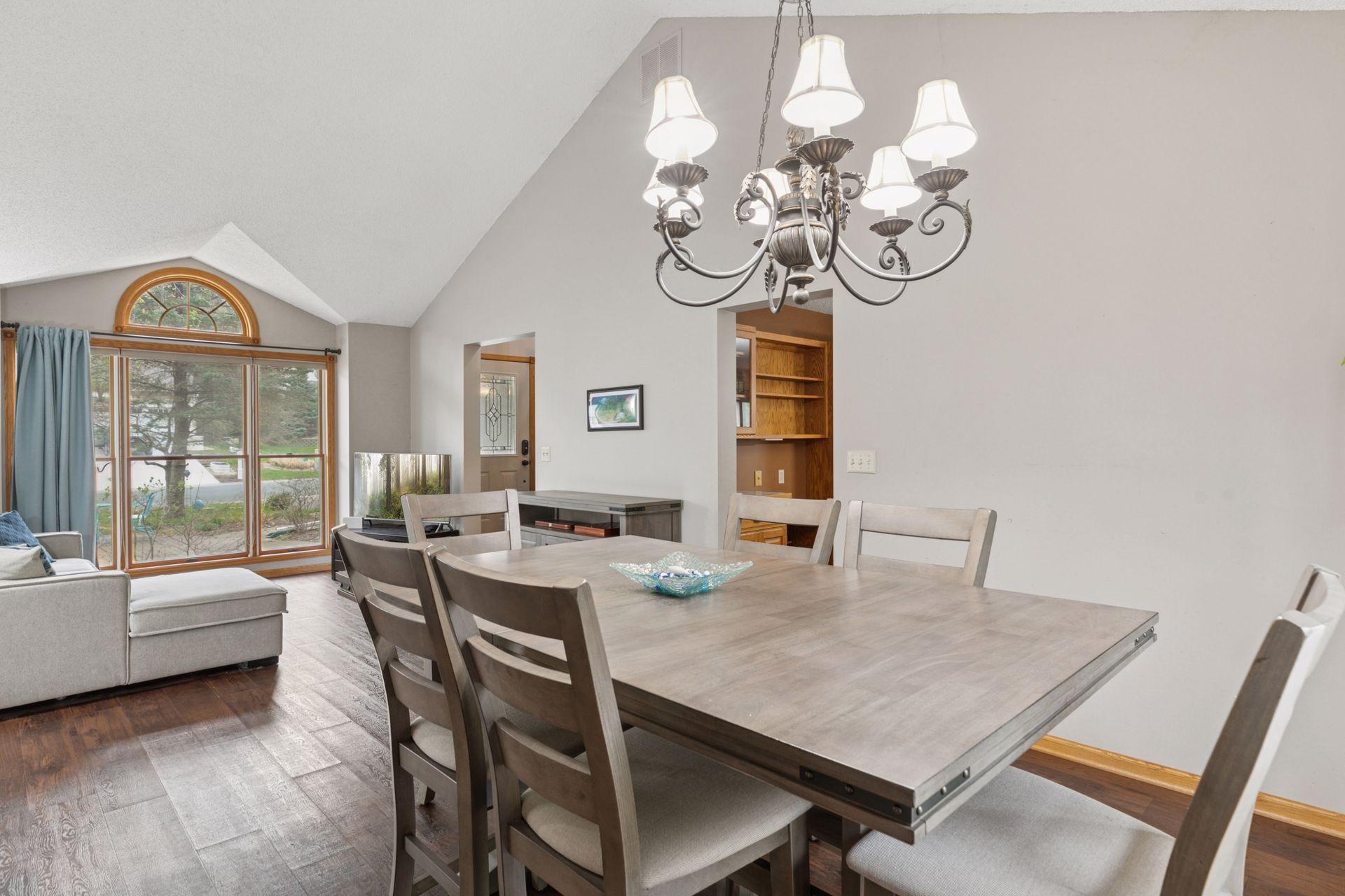 1890 Golf View Drive