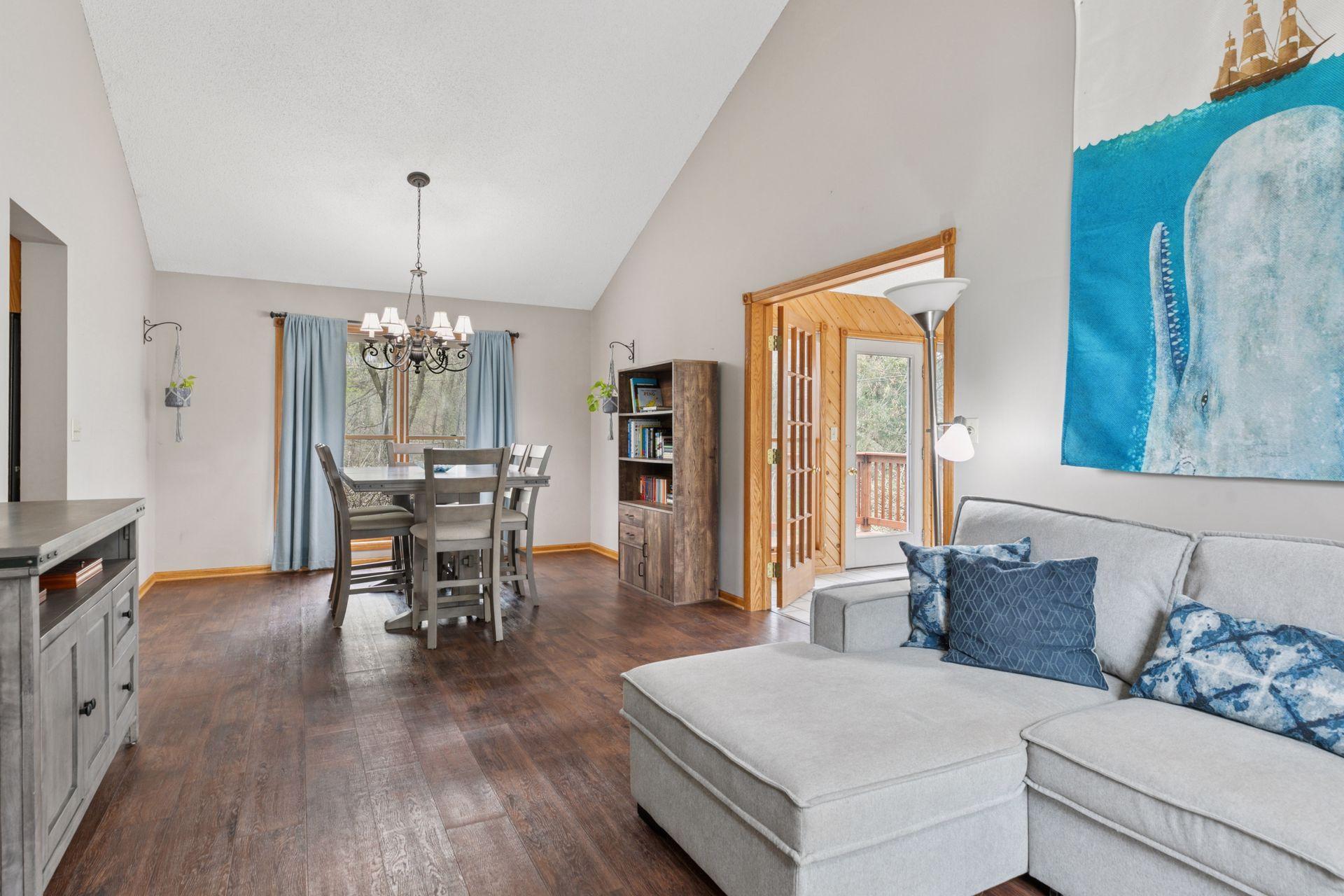 1890 Golf View Drive