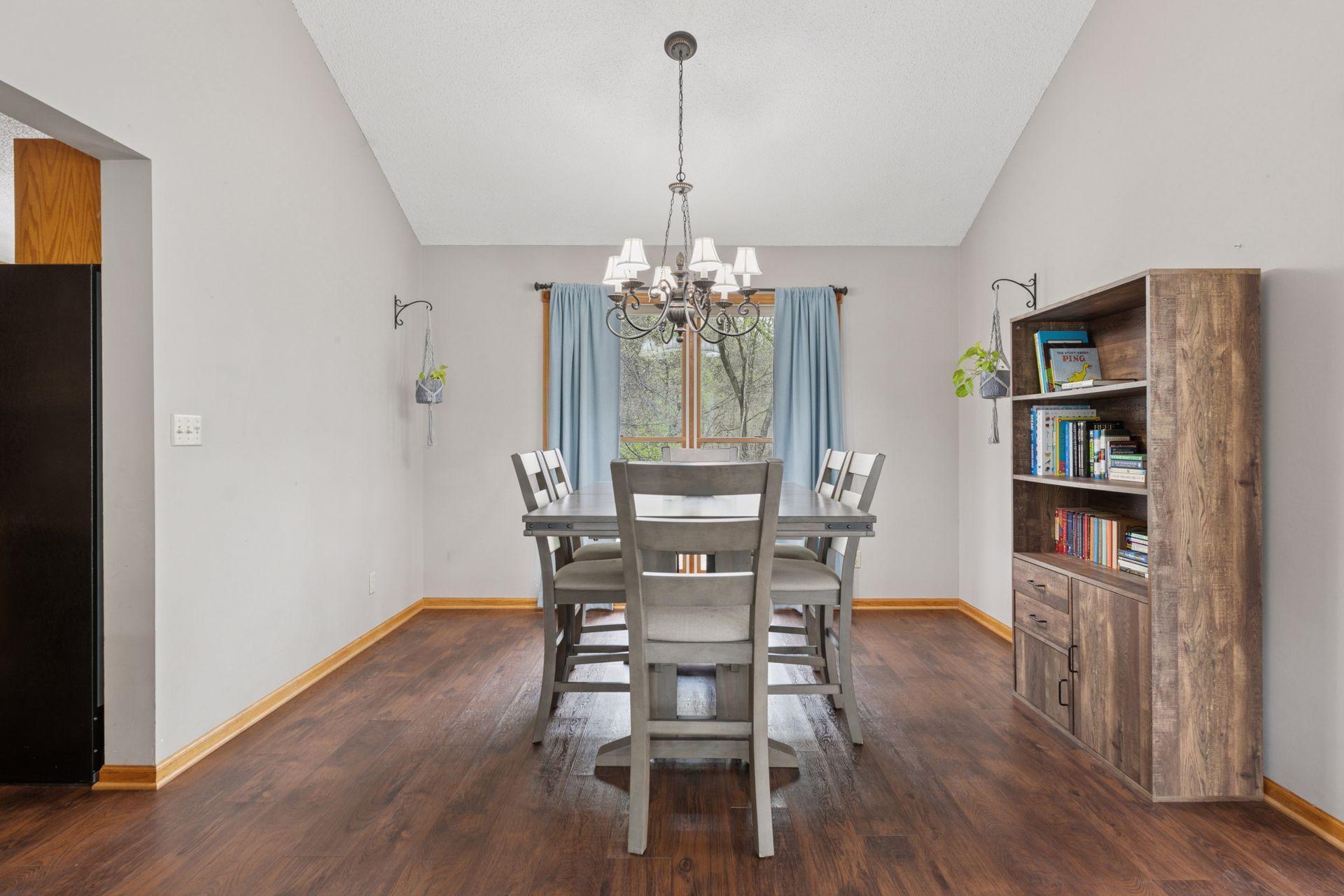 1890 Golf View Drive