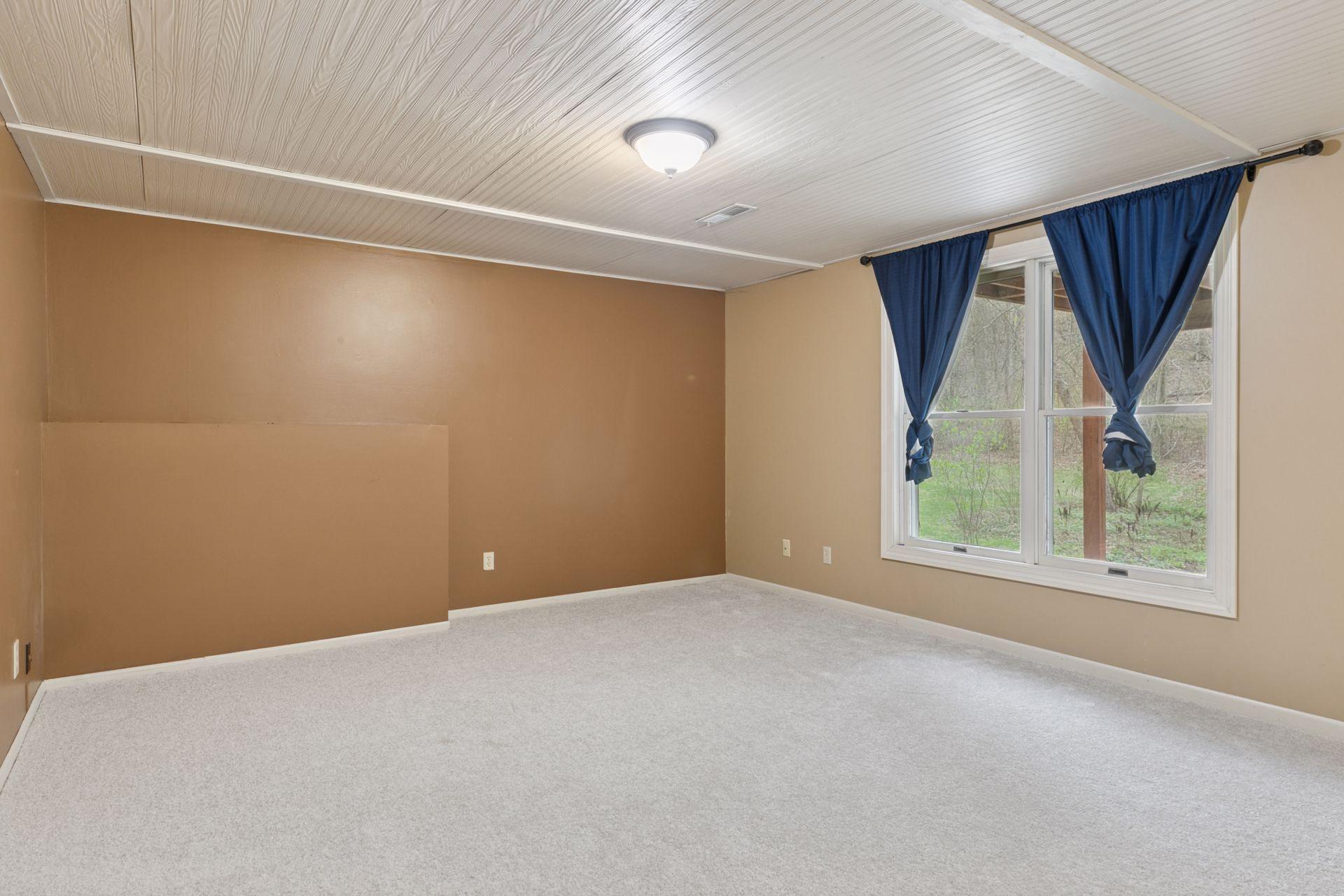 1890 Golf View Drive