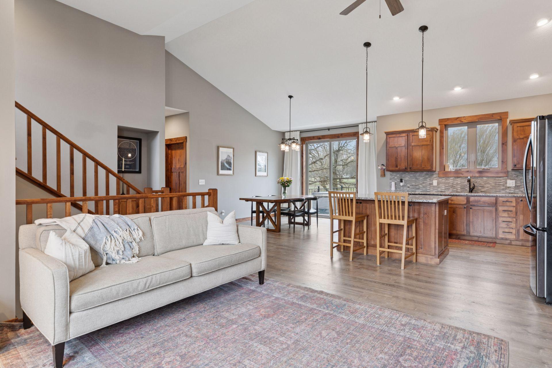 359 Vista Circle