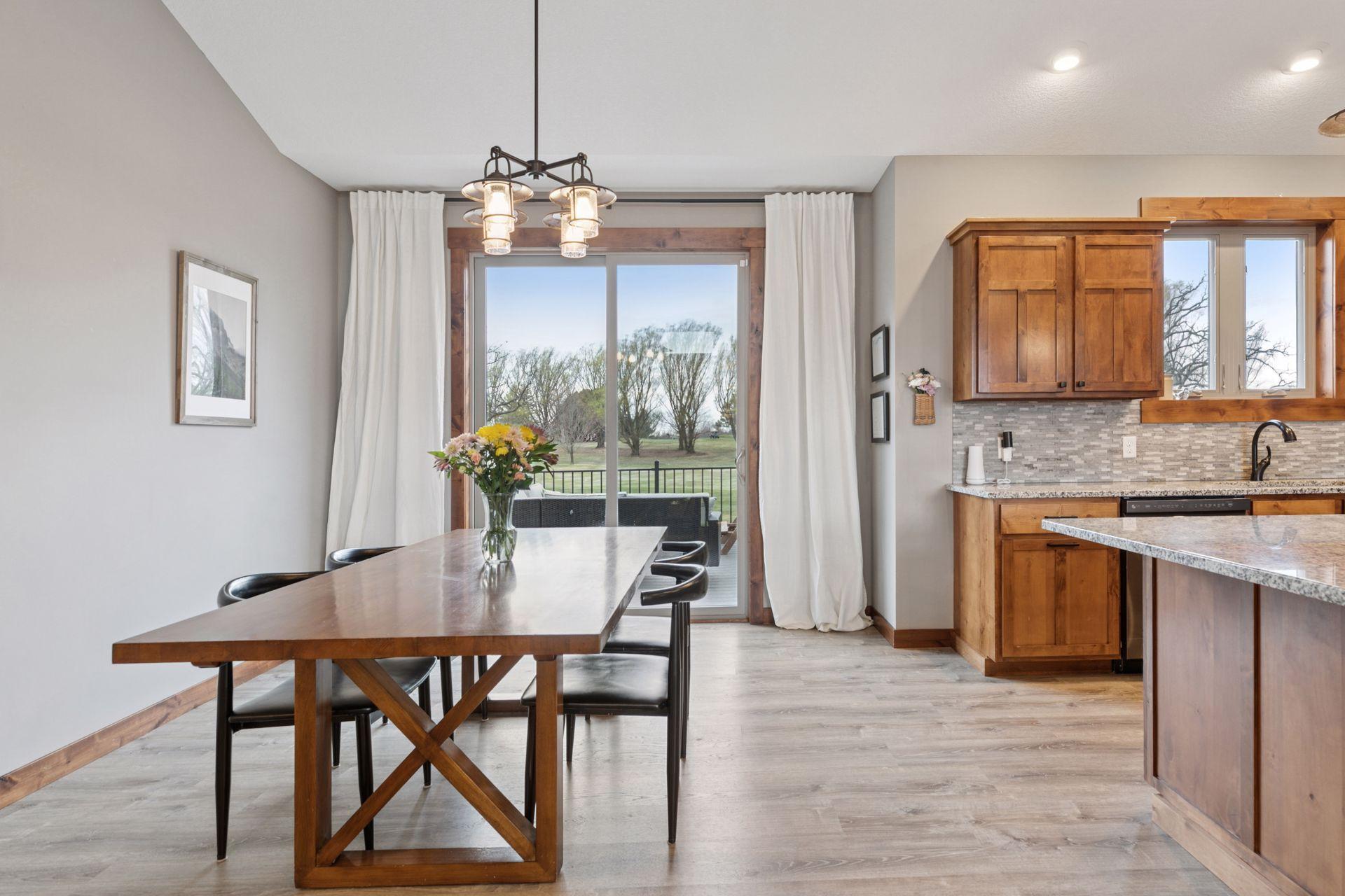 359 Vista Circle