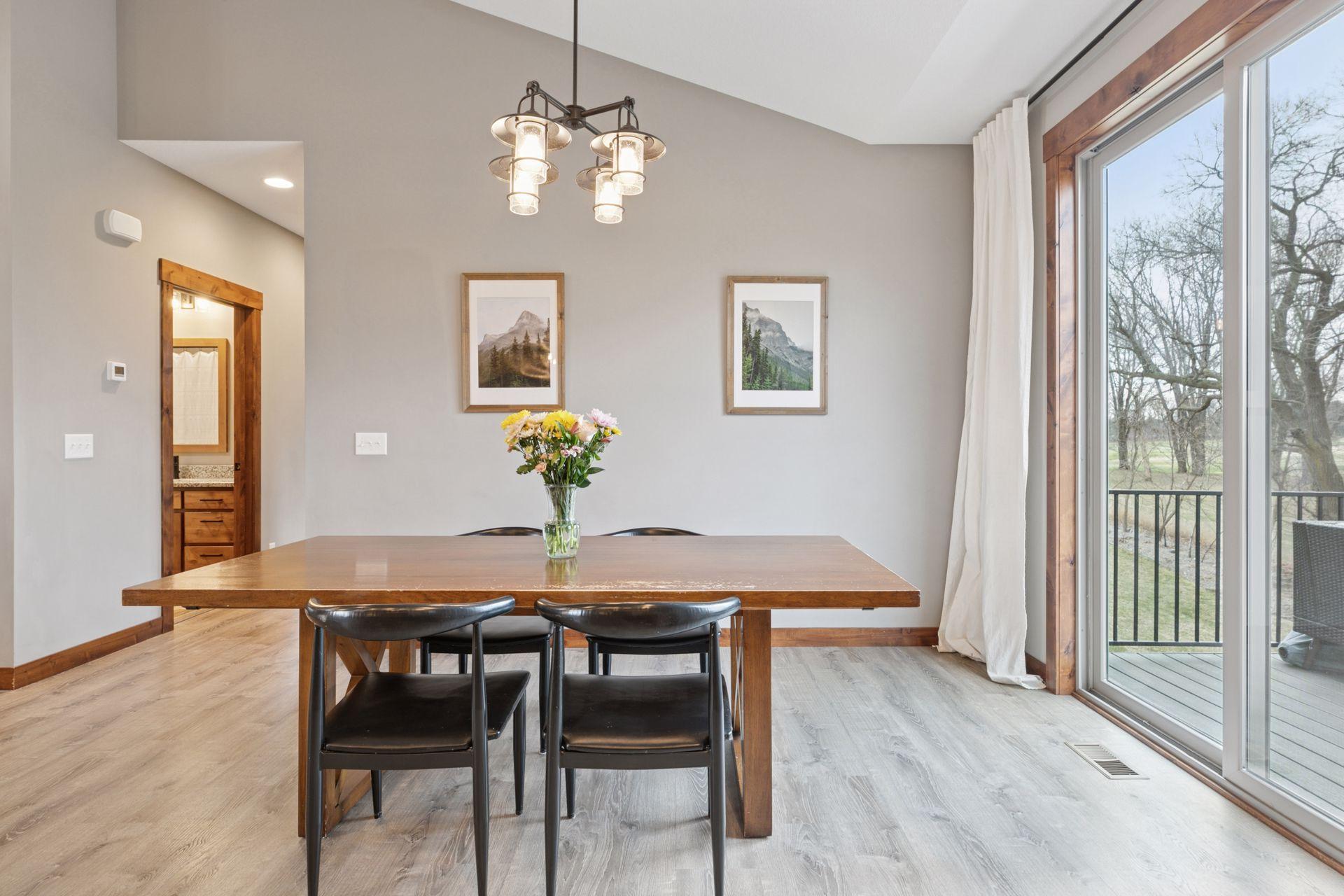 359 Vista Circle
