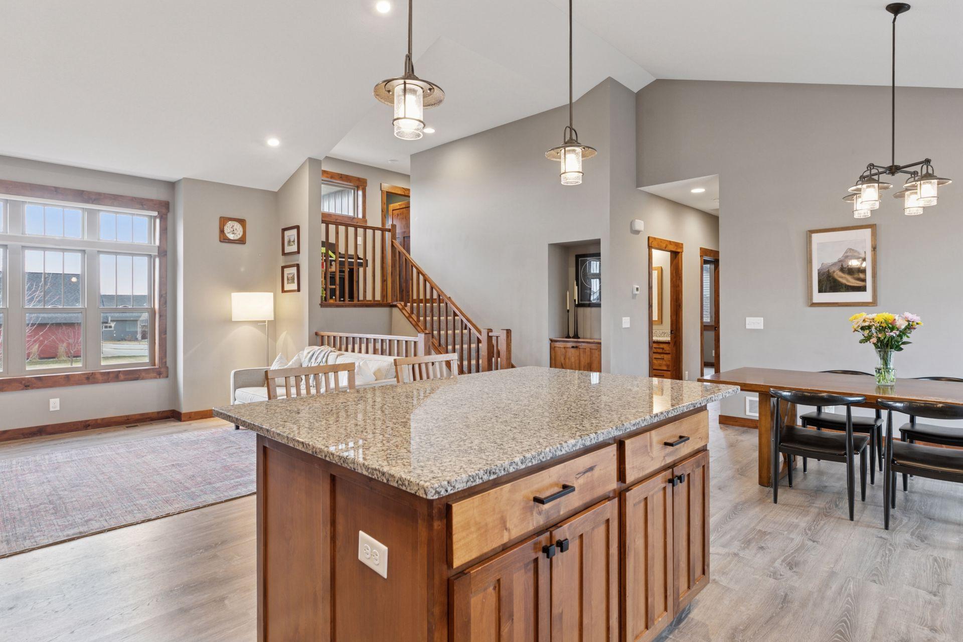 359 Vista Circle