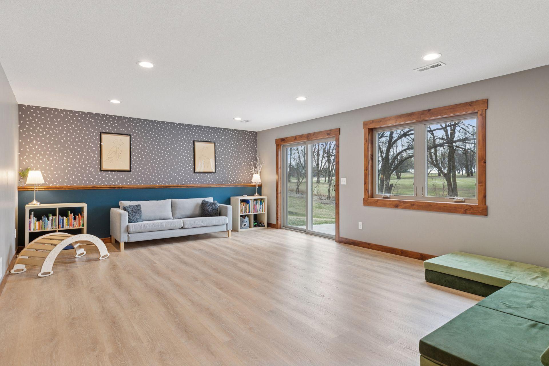 359 Vista Circle