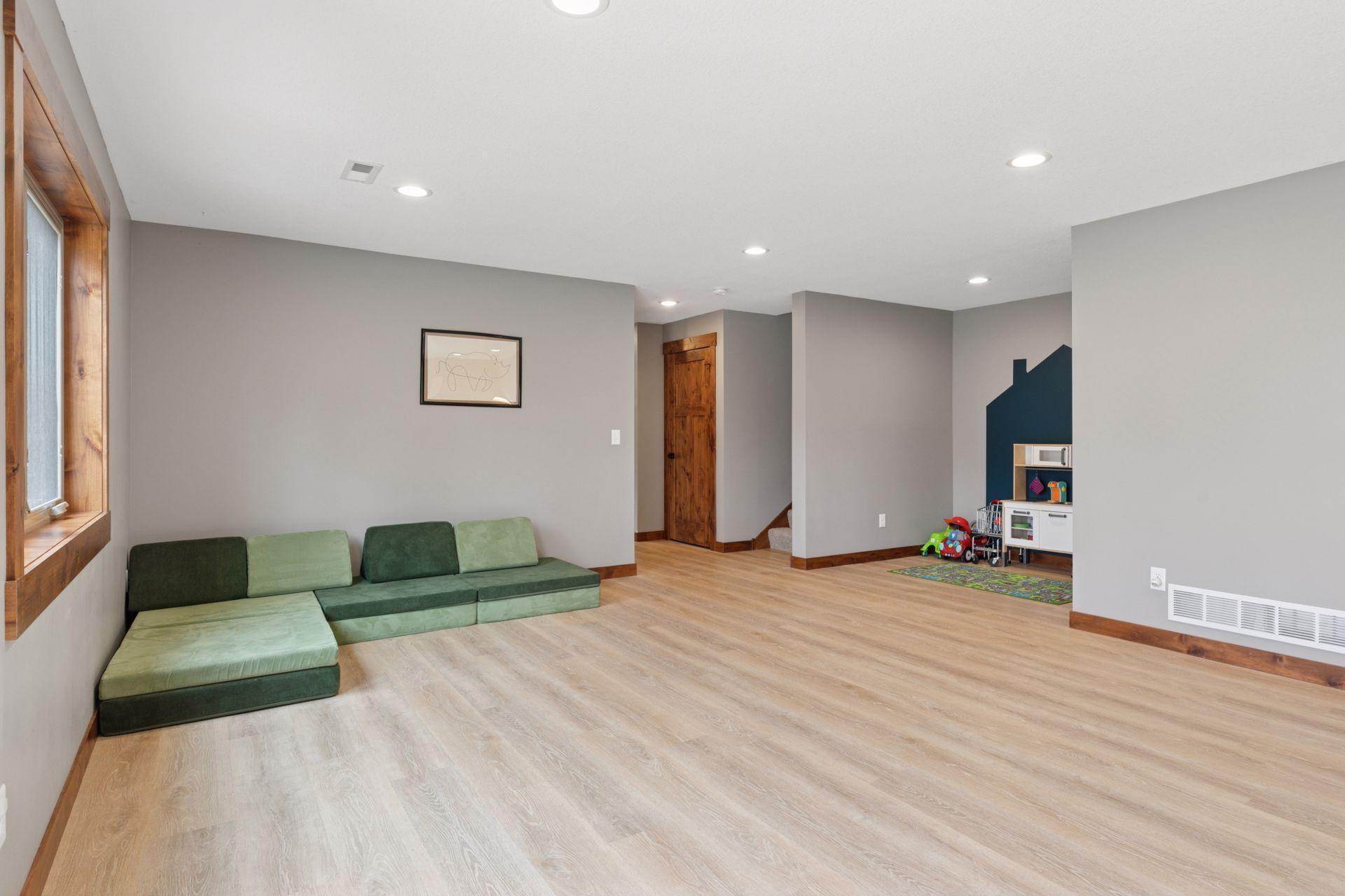 359 Vista Circle