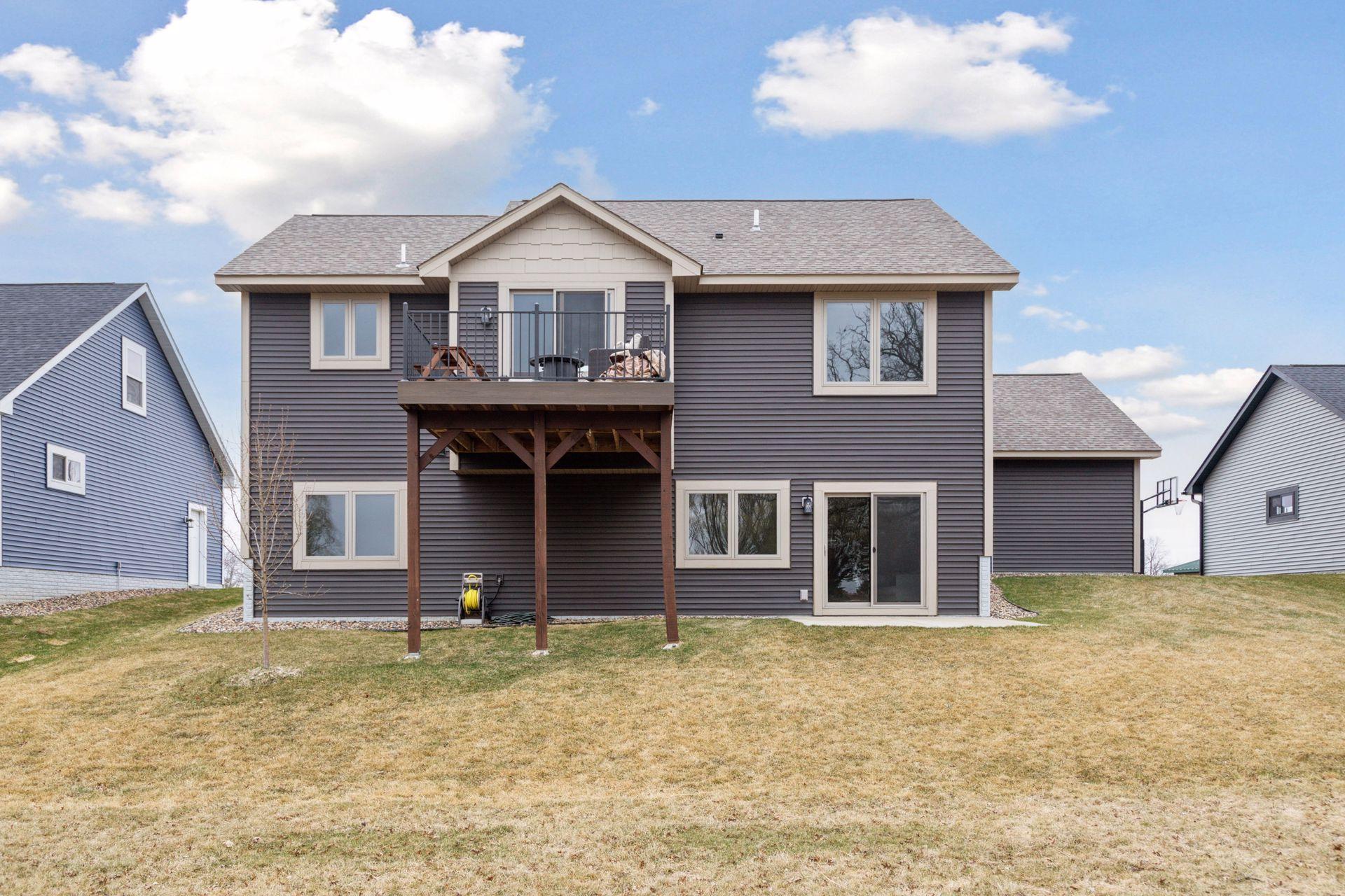 359 Vista Circle