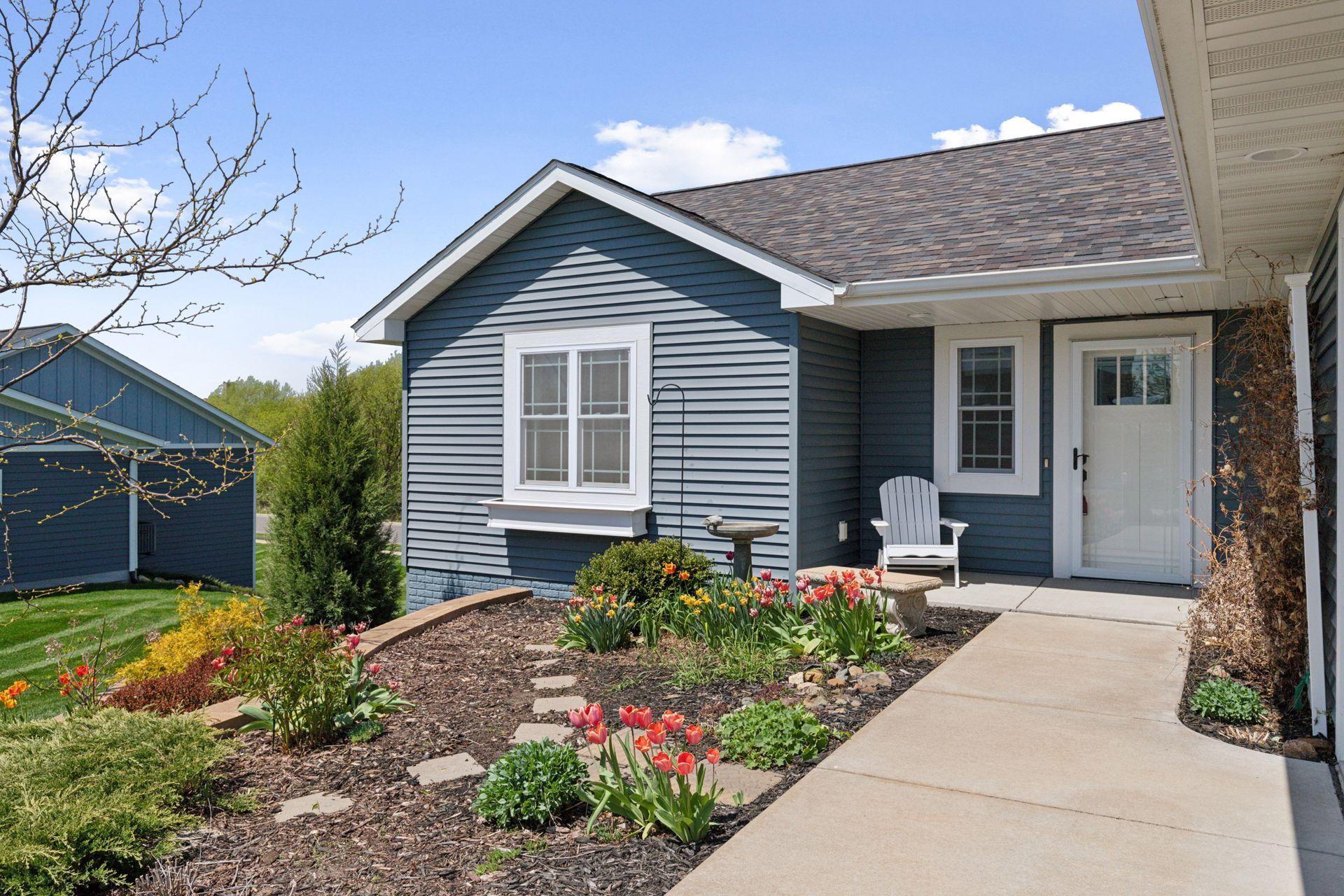 305 Pintail Street