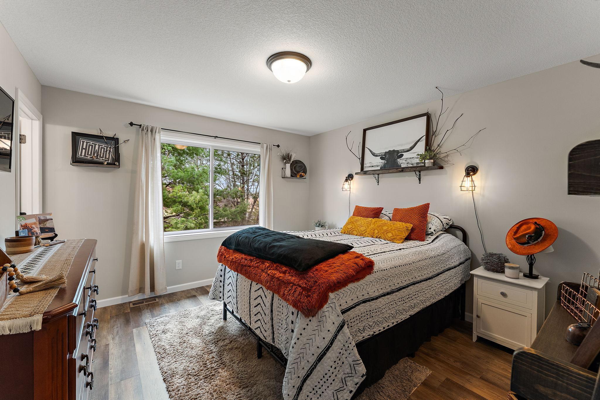 1530 Hallewood Boulevard