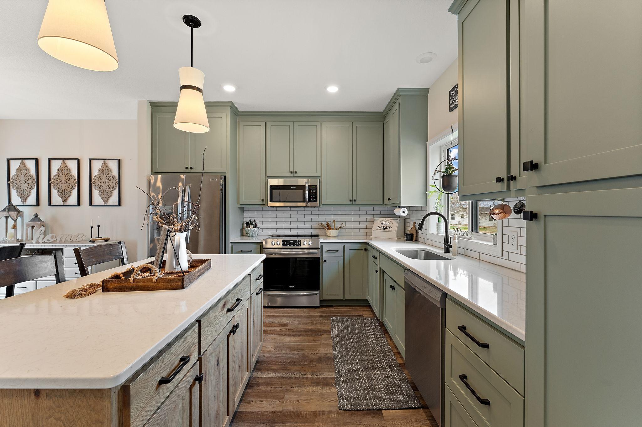 1530 Hallewood Boulevard