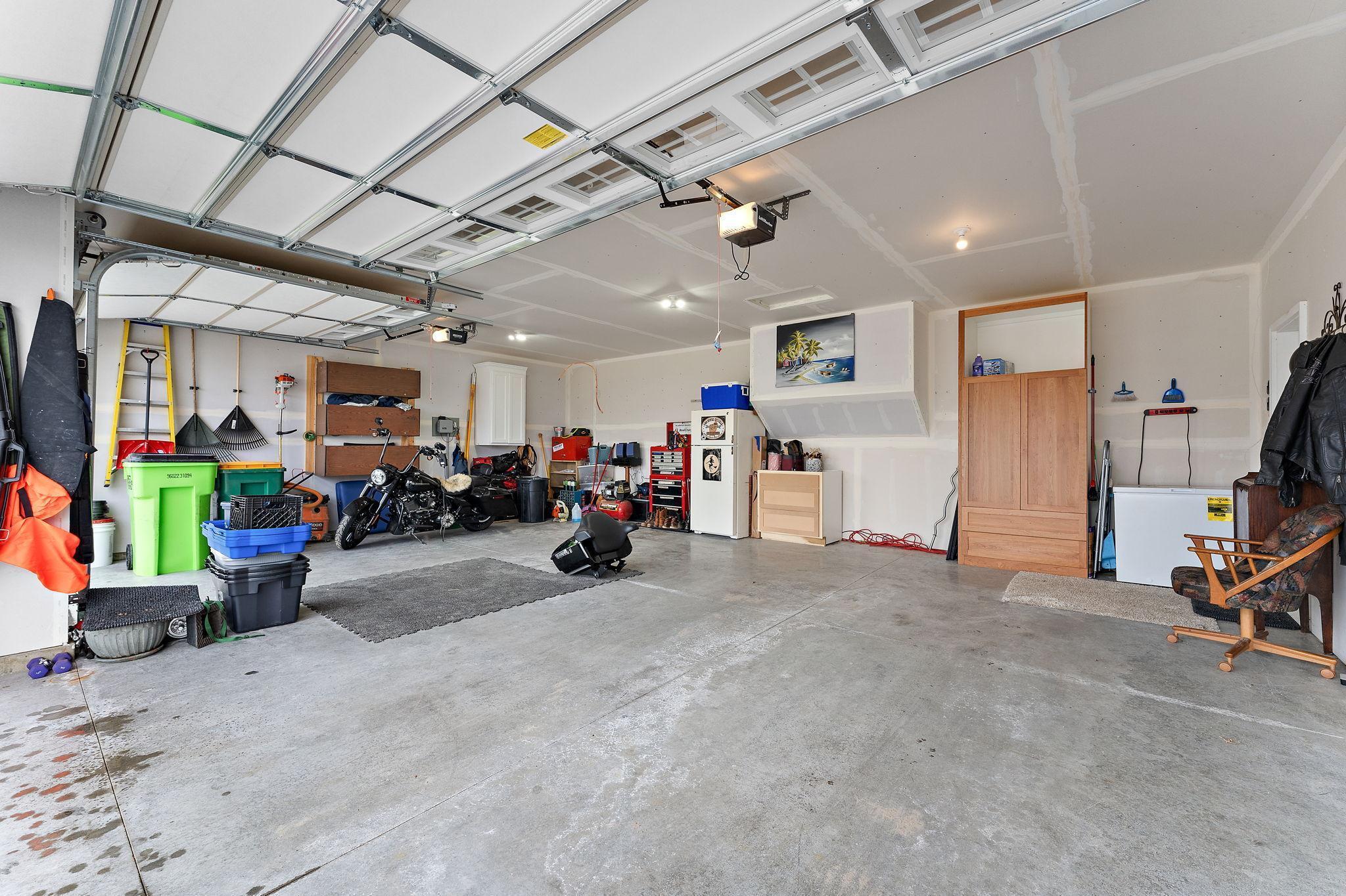 1530 Hallewood Boulevard