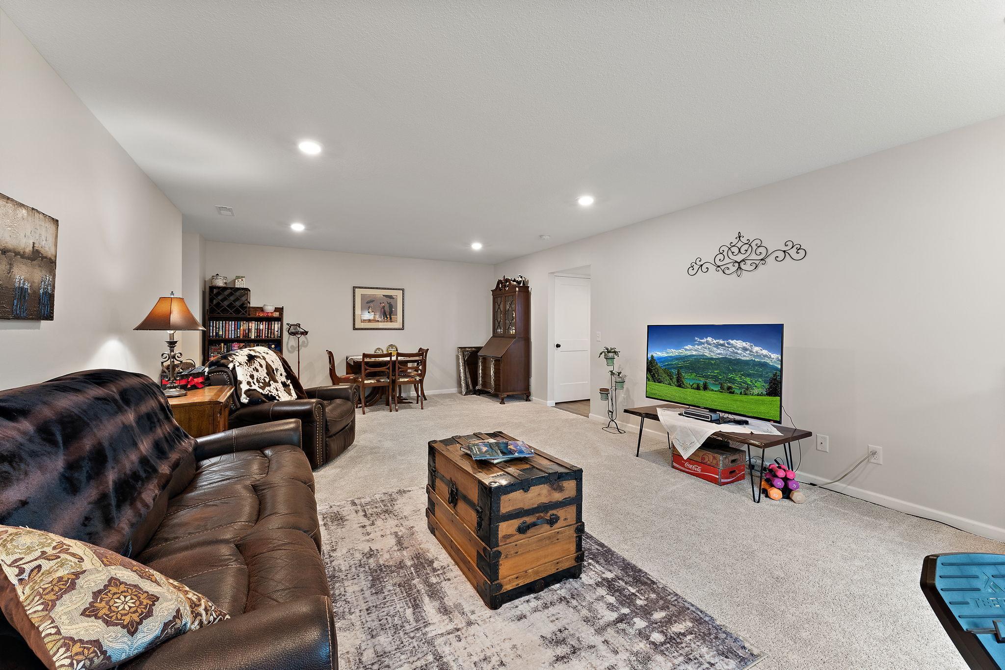 1530 Hallewood Boulevard