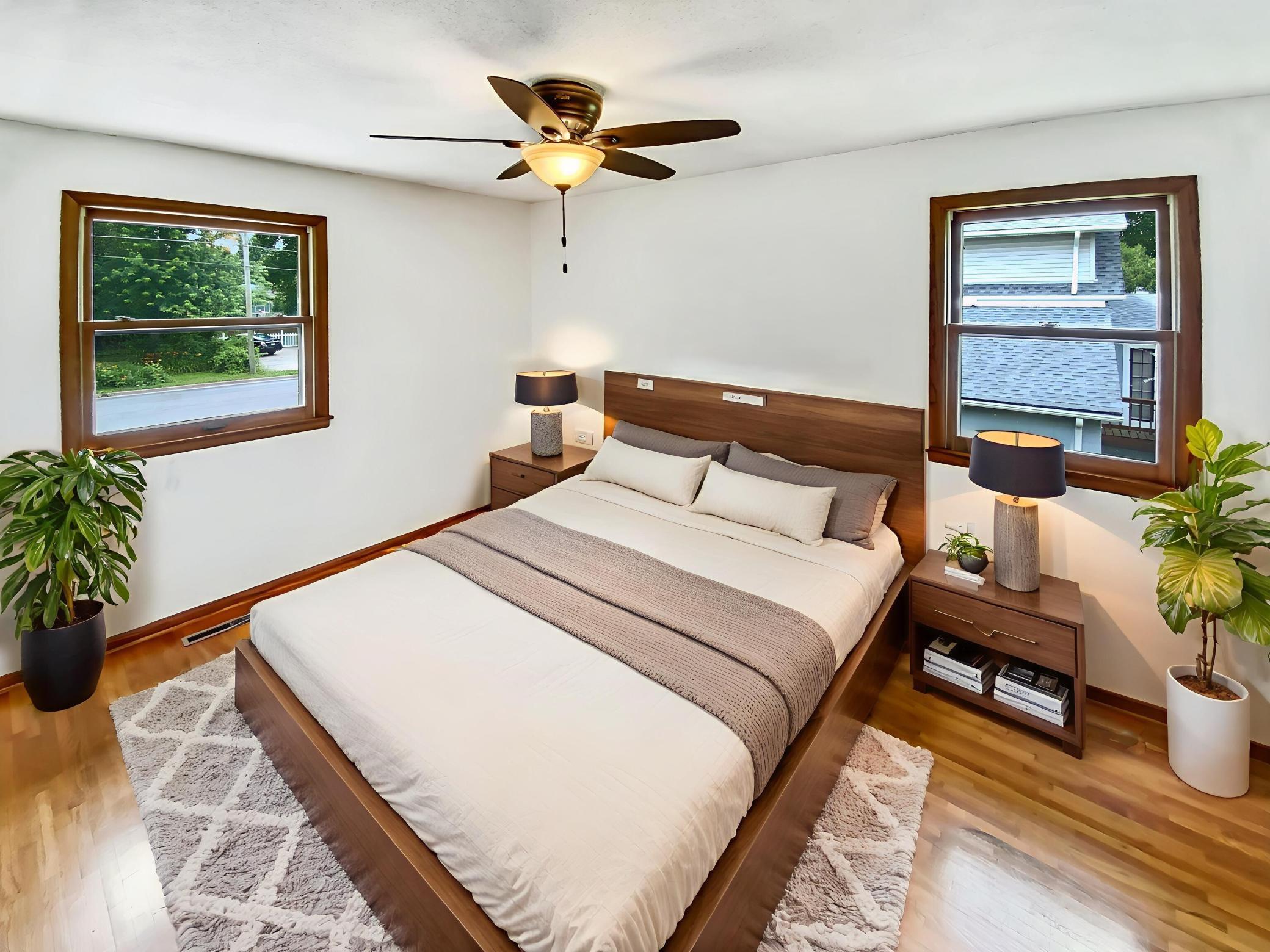 706 Greenvale Avenue W