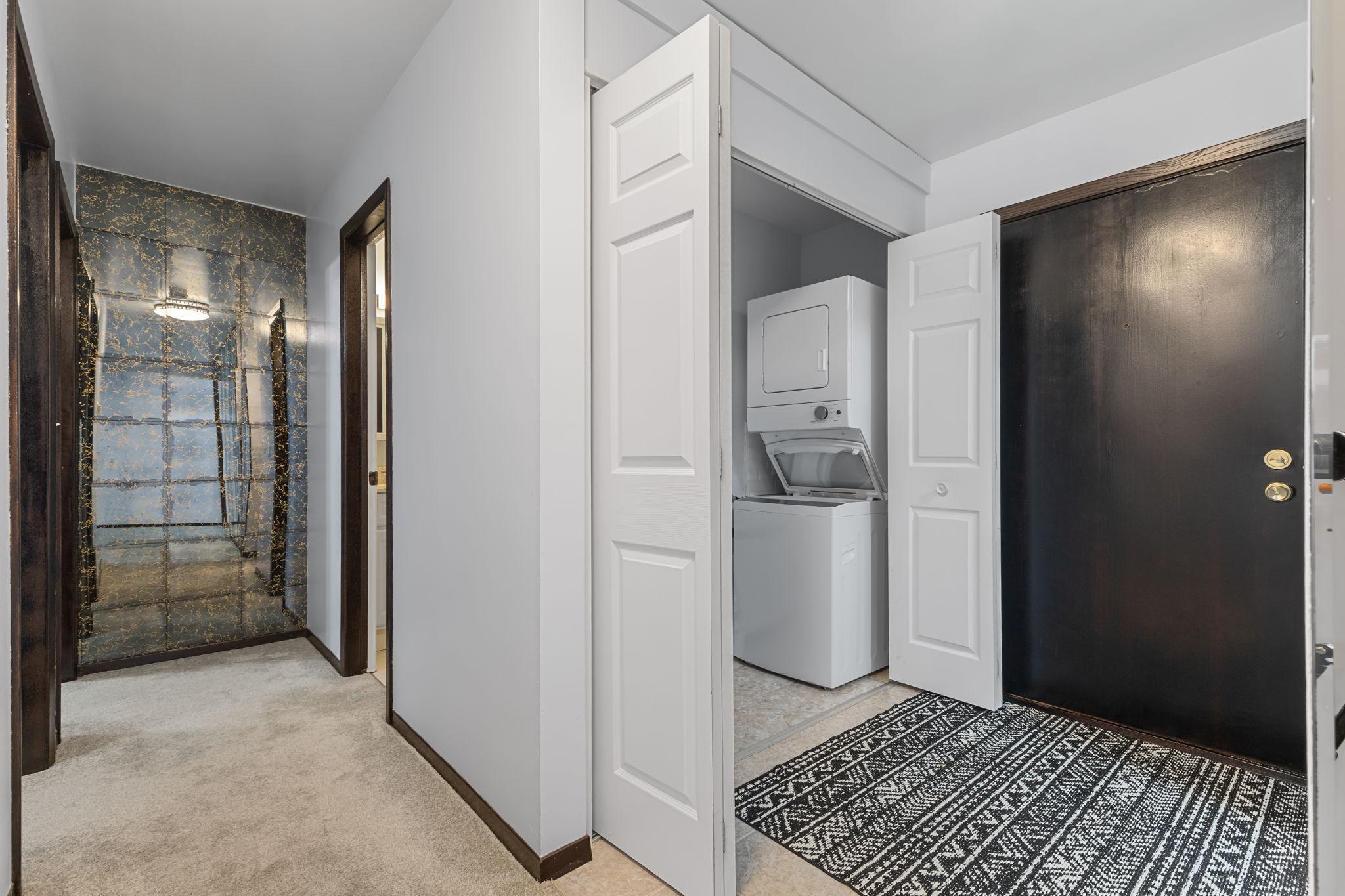 2007 E 122nd Street Unit: B2