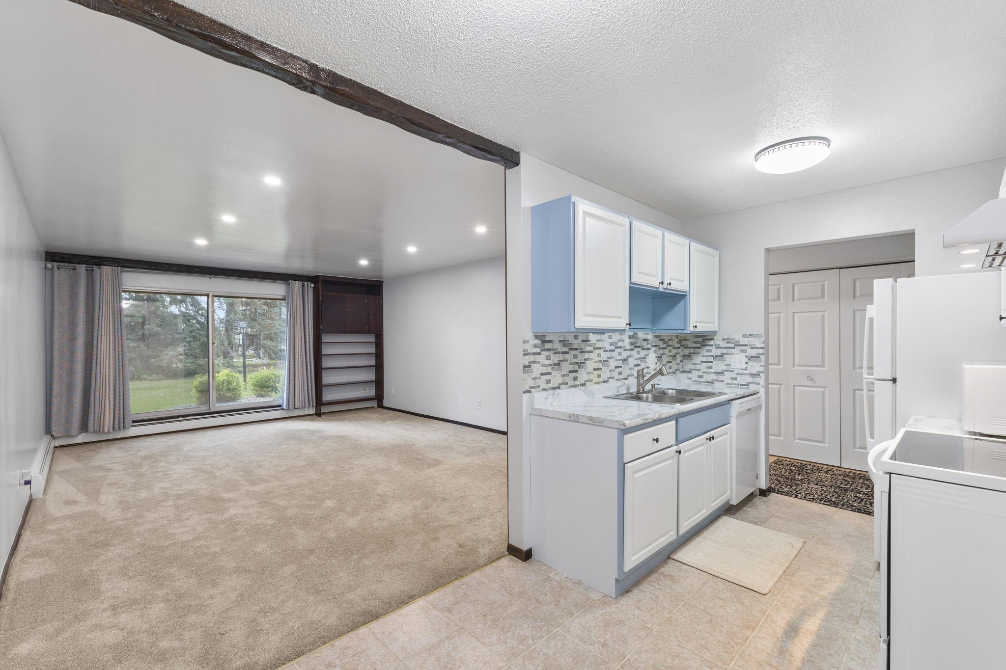 2007 E 122nd Street Unit: B2