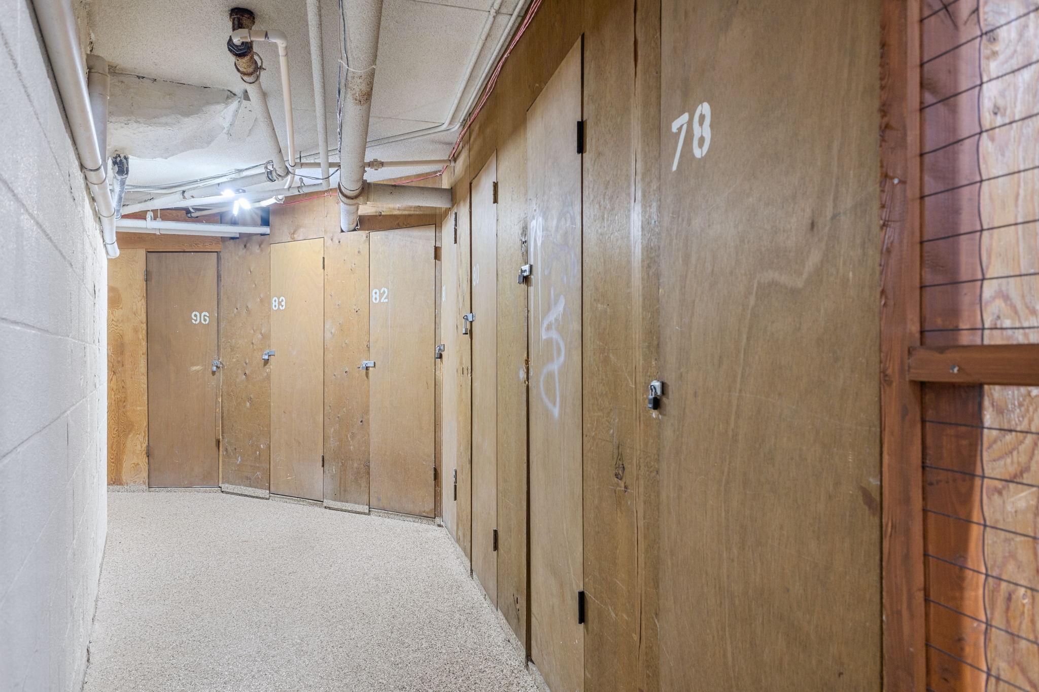 2007 E 122nd Street Unit: B2