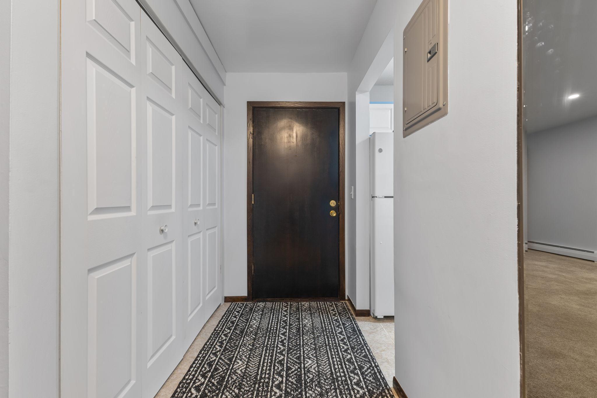 2007 E 122nd Street Unit: B2