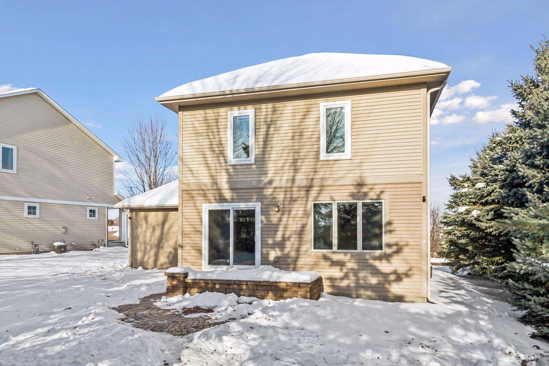 489 Canyon Boulevard