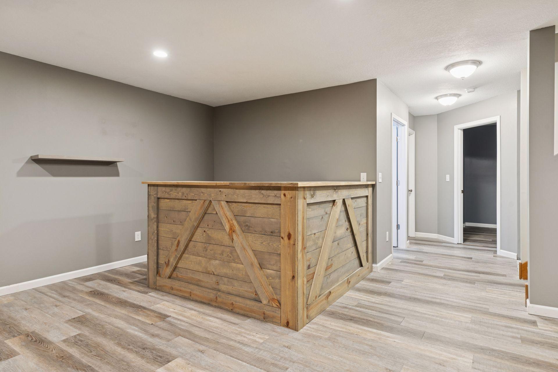 489 Canyon Boulevard