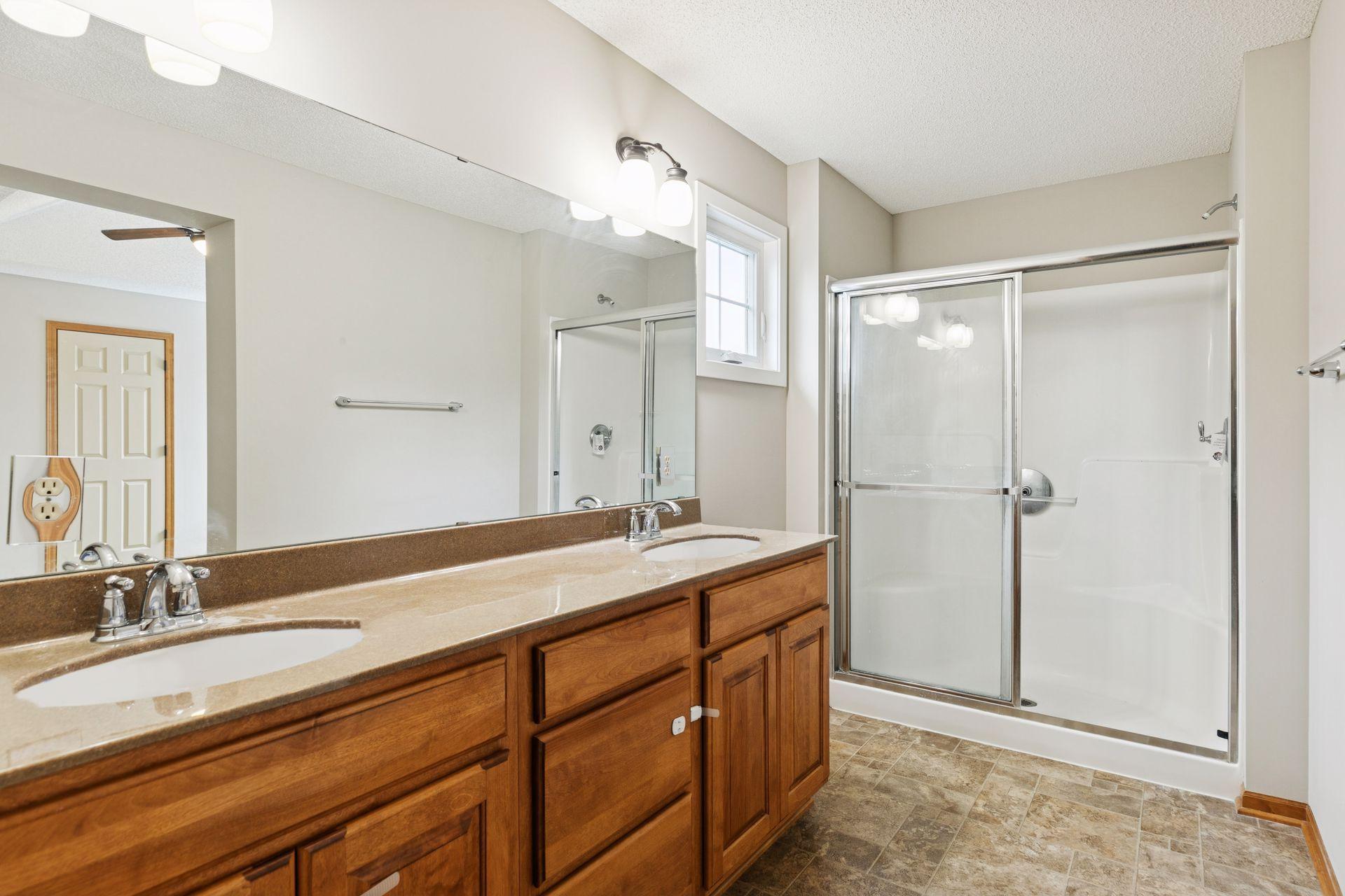 489 Canyon Boulevard