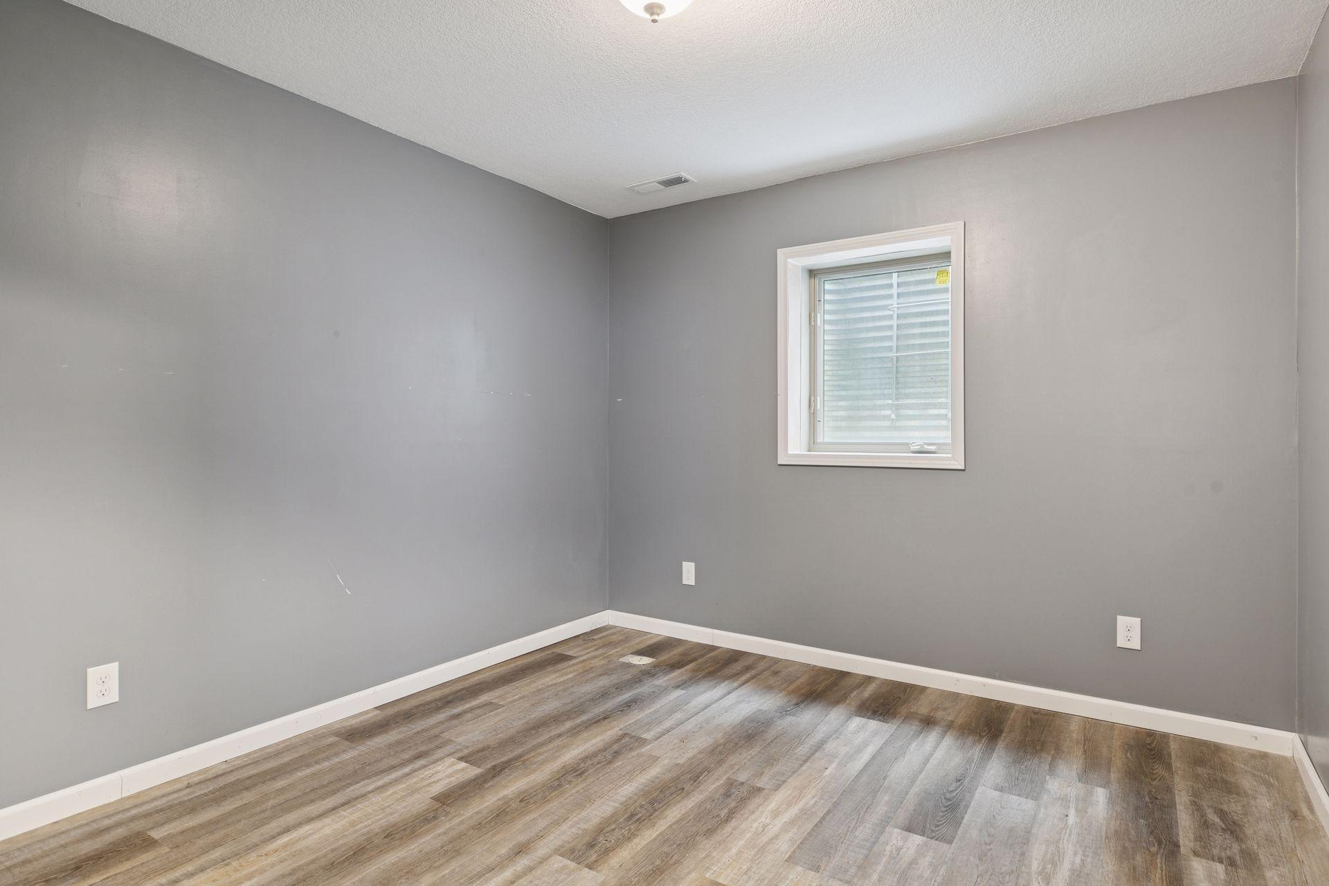 489 Canyon Boulevard