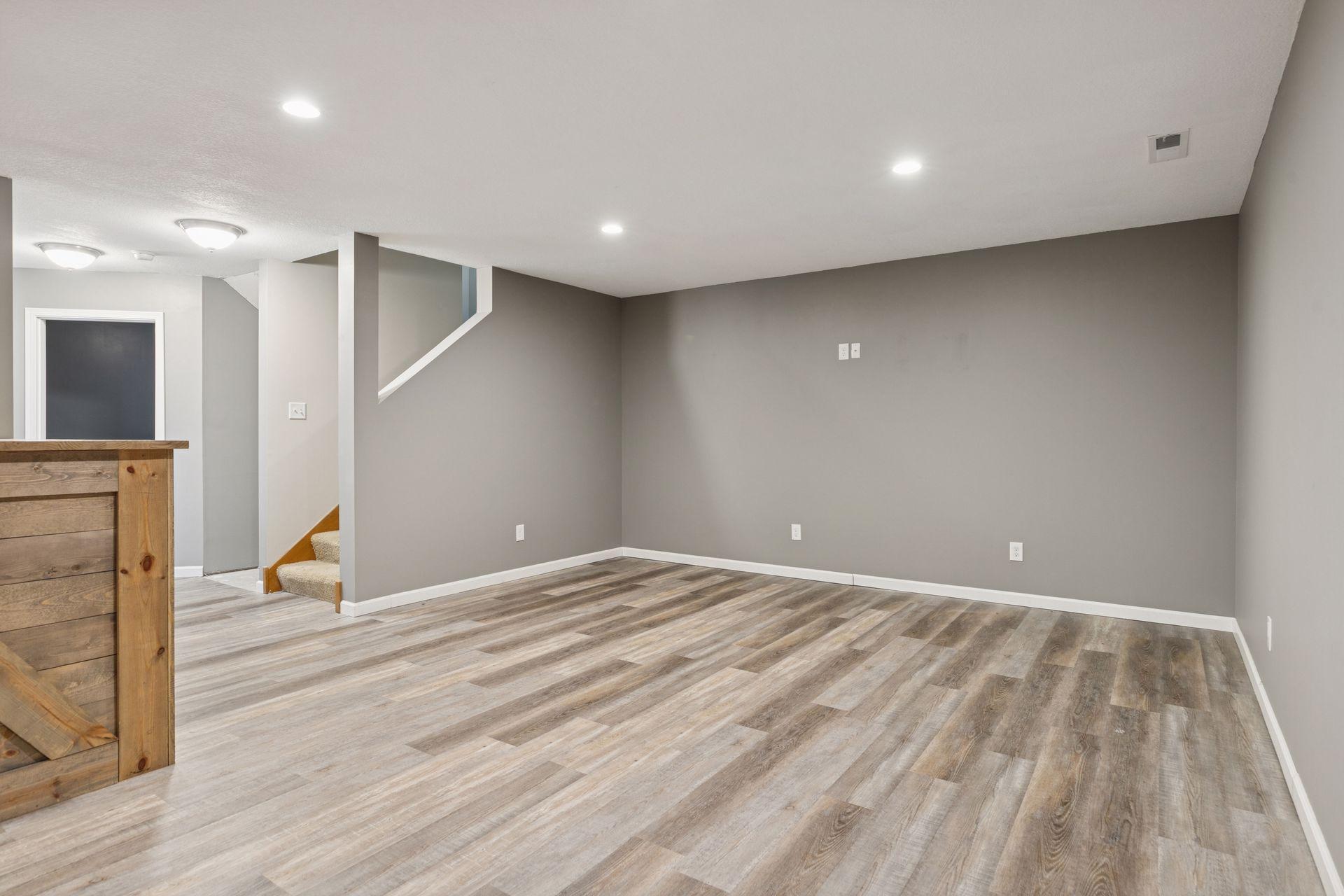 489 Canyon Boulevard