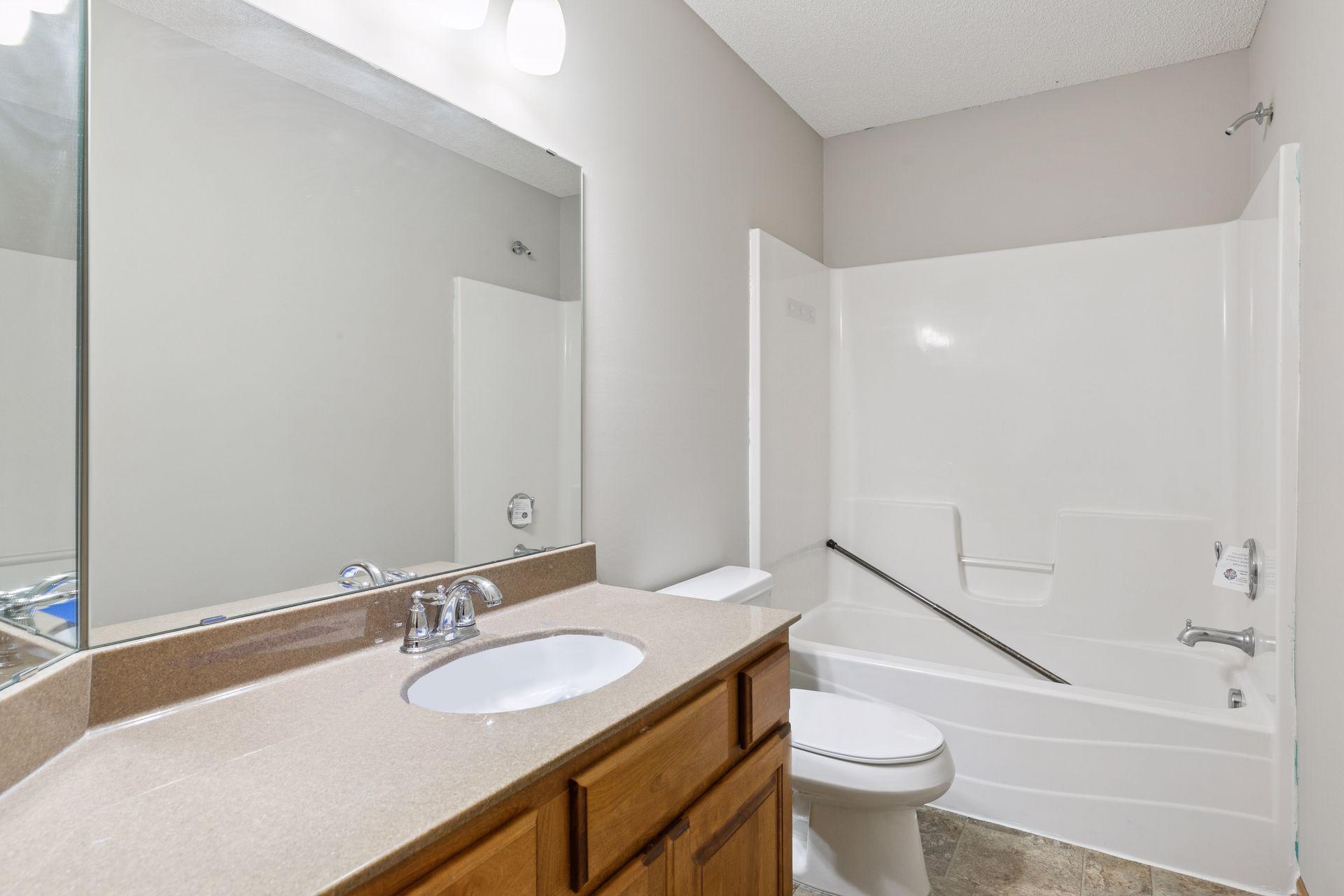 489 Canyon Boulevard