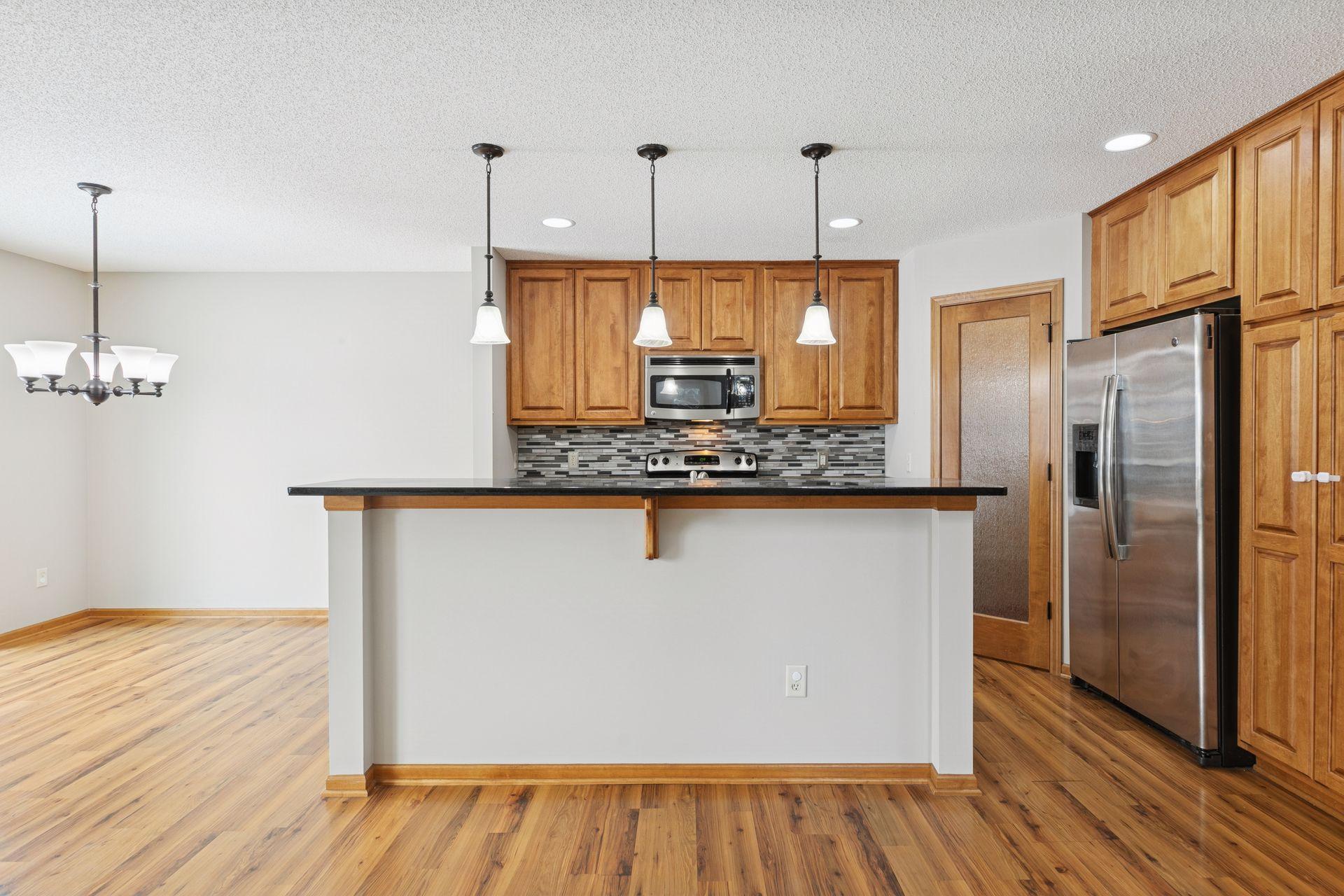 489 Canyon Boulevard