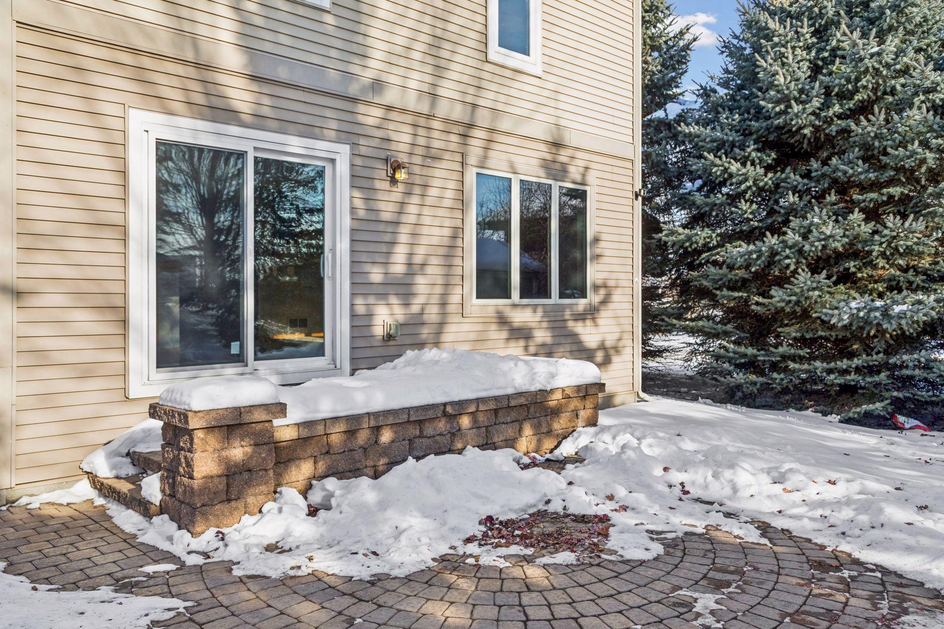 489 Canyon Boulevard