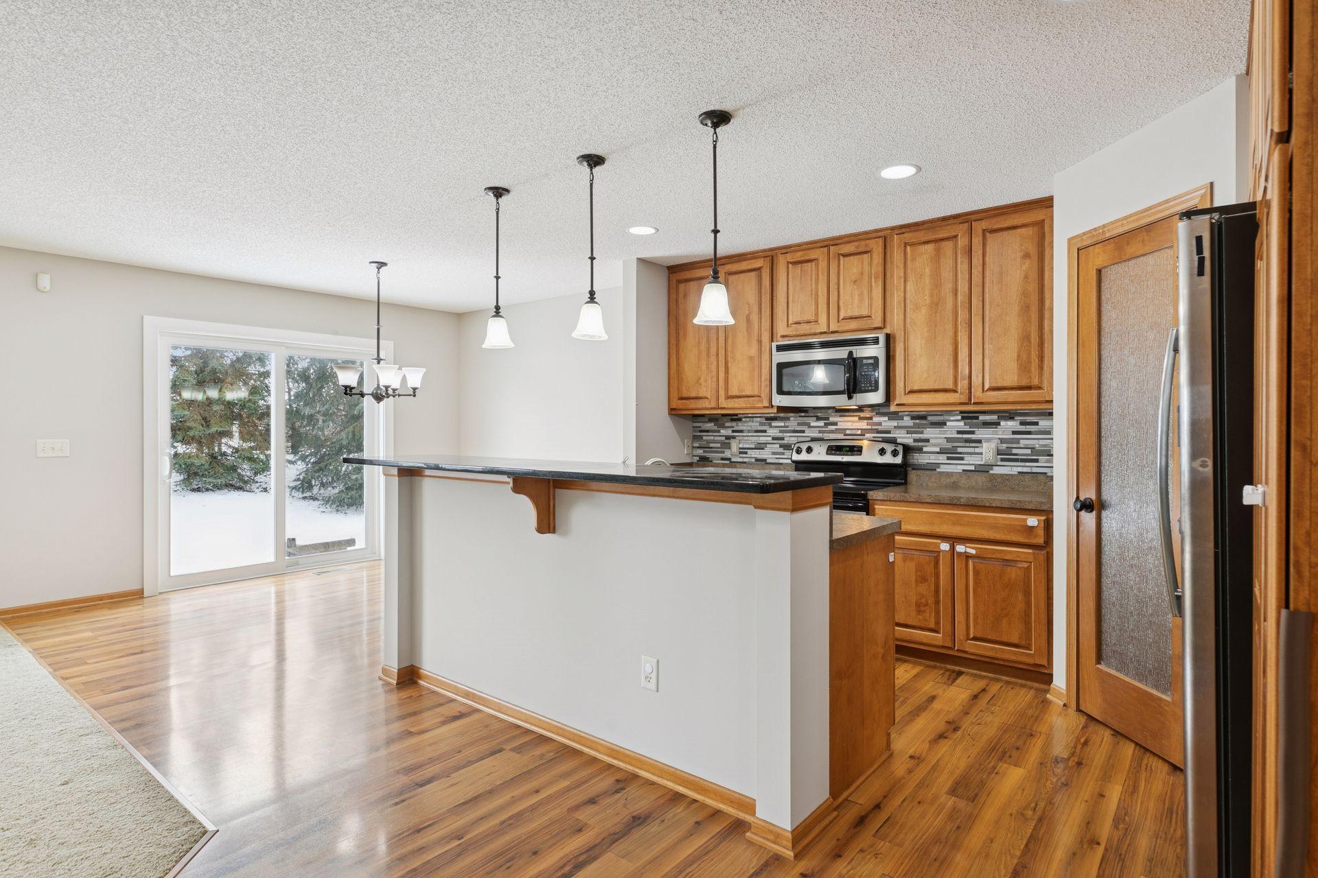 489 Canyon Boulevard