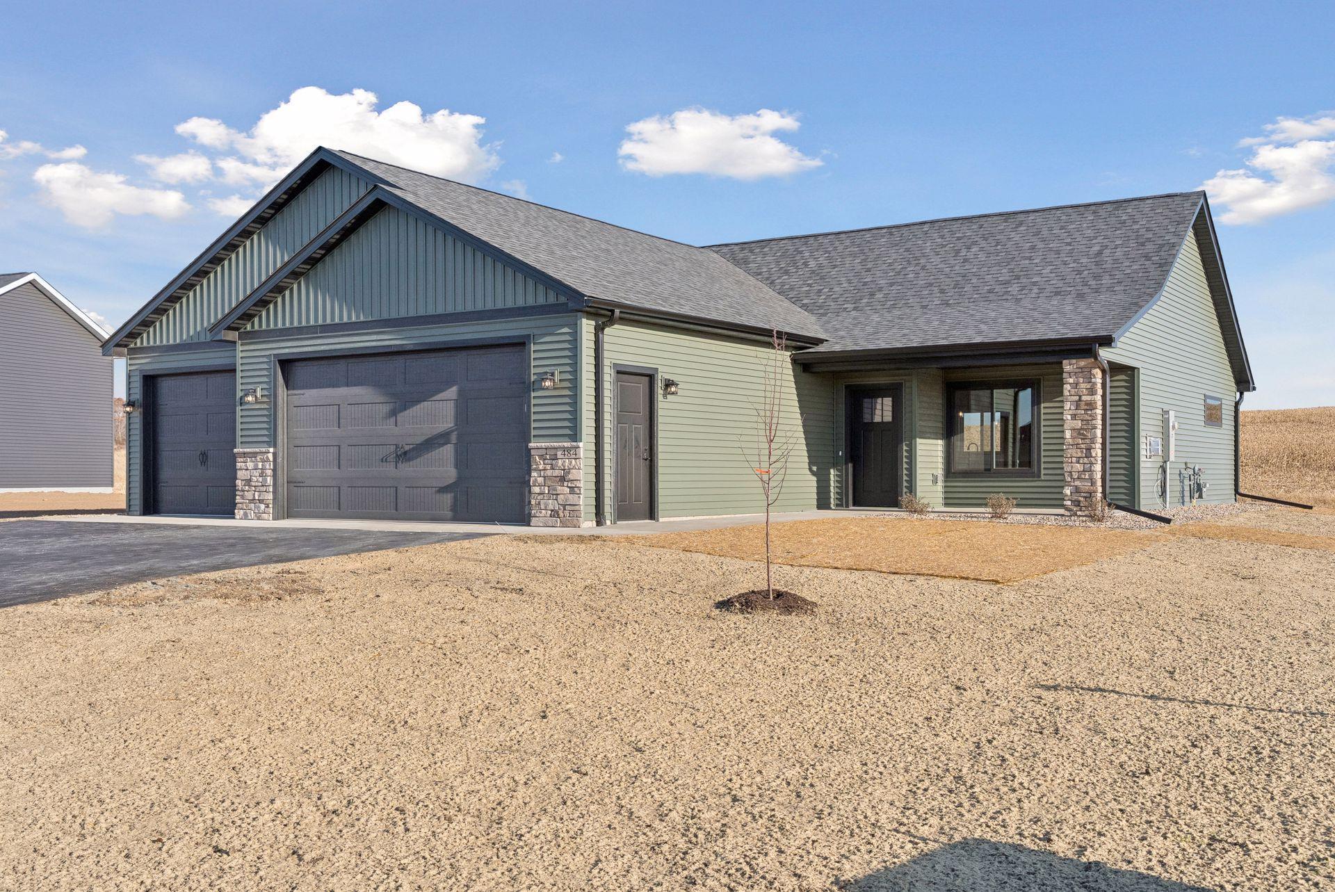 466 Coyote Way